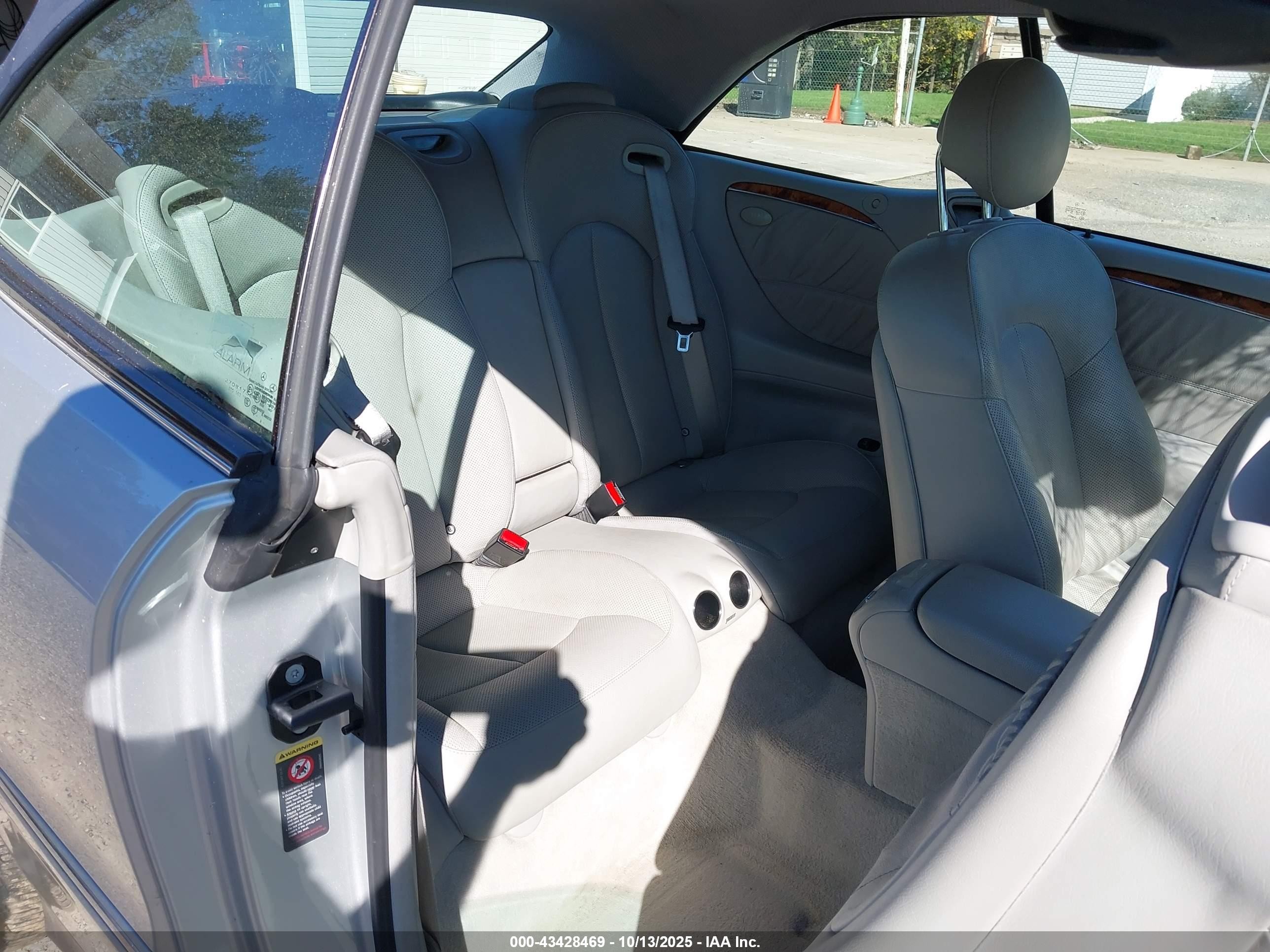 2004 Mercedes-benz Clk 320   Silver vin: WDBTK65G14T026805