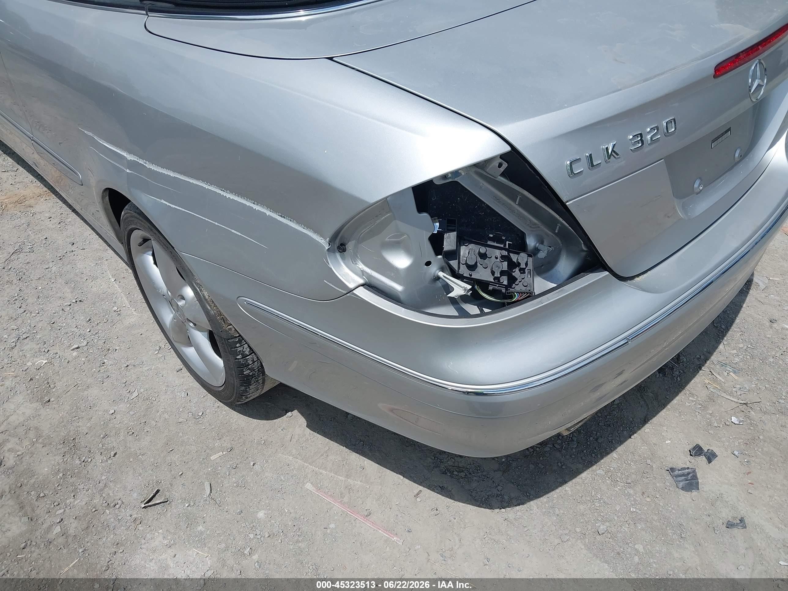 2005 Mercedes-benz Clk 320   Серебряный vin: WDBTK65G15T041726