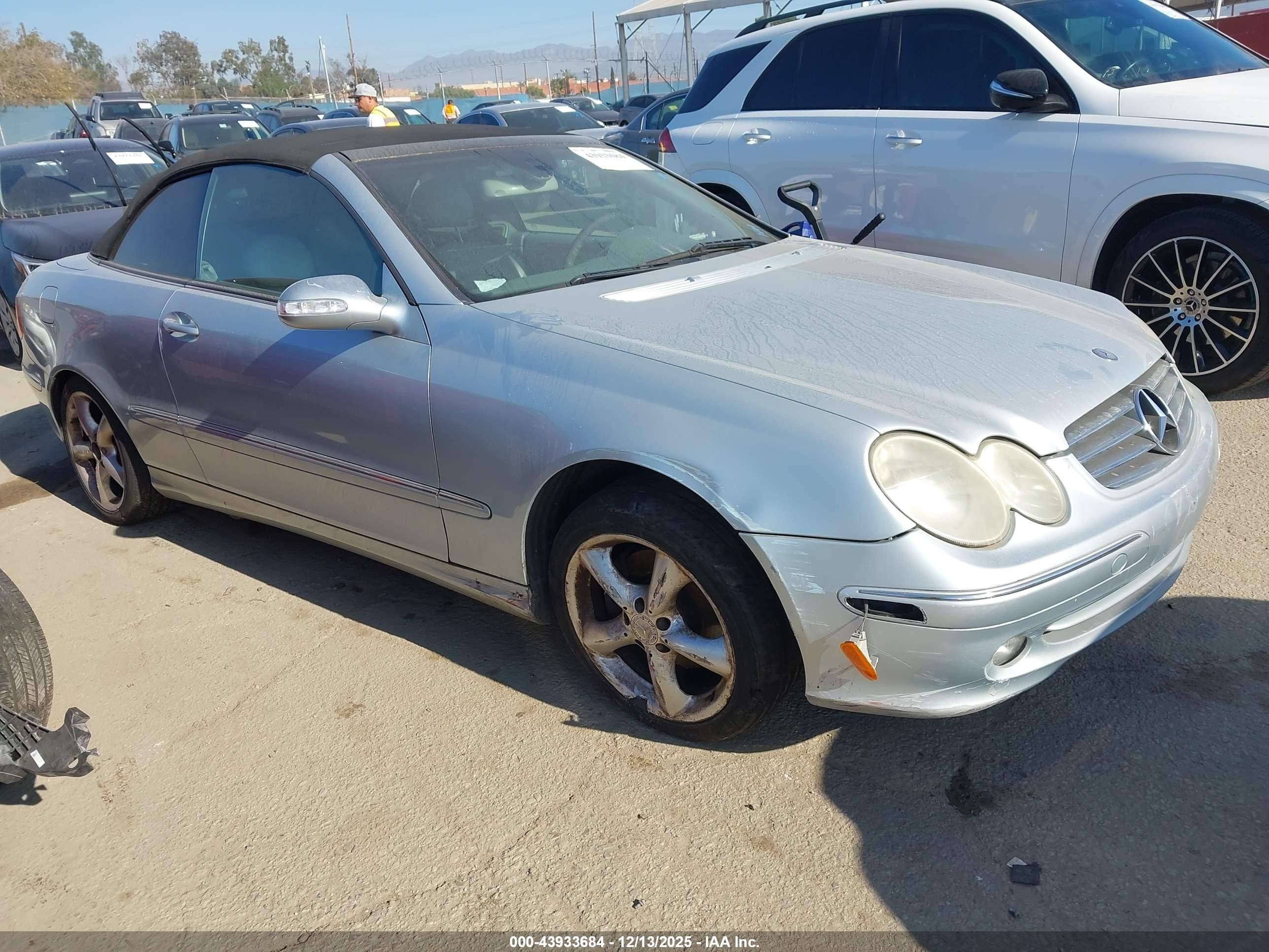 2005 Mercedes-benz Clk 320   Серебряный vin: WDBTK65G15T046909