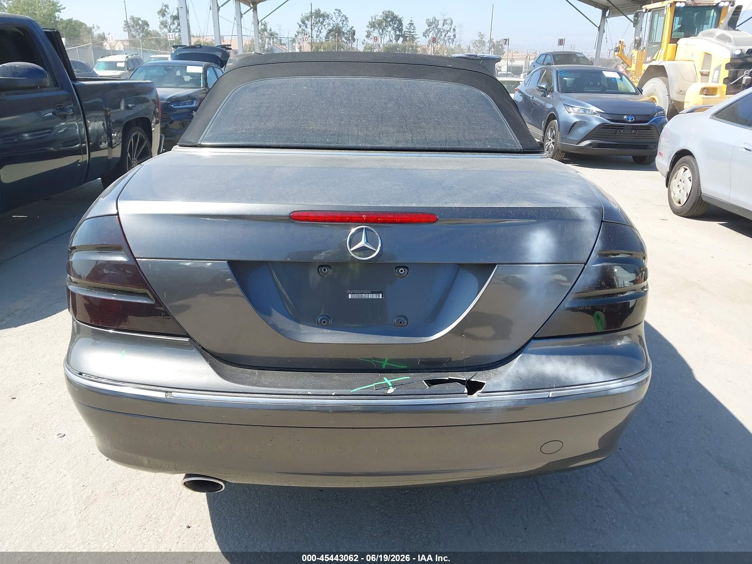 2004 Mercedes-benz Clk 320   Серый vin: WDBTK65G24T006207