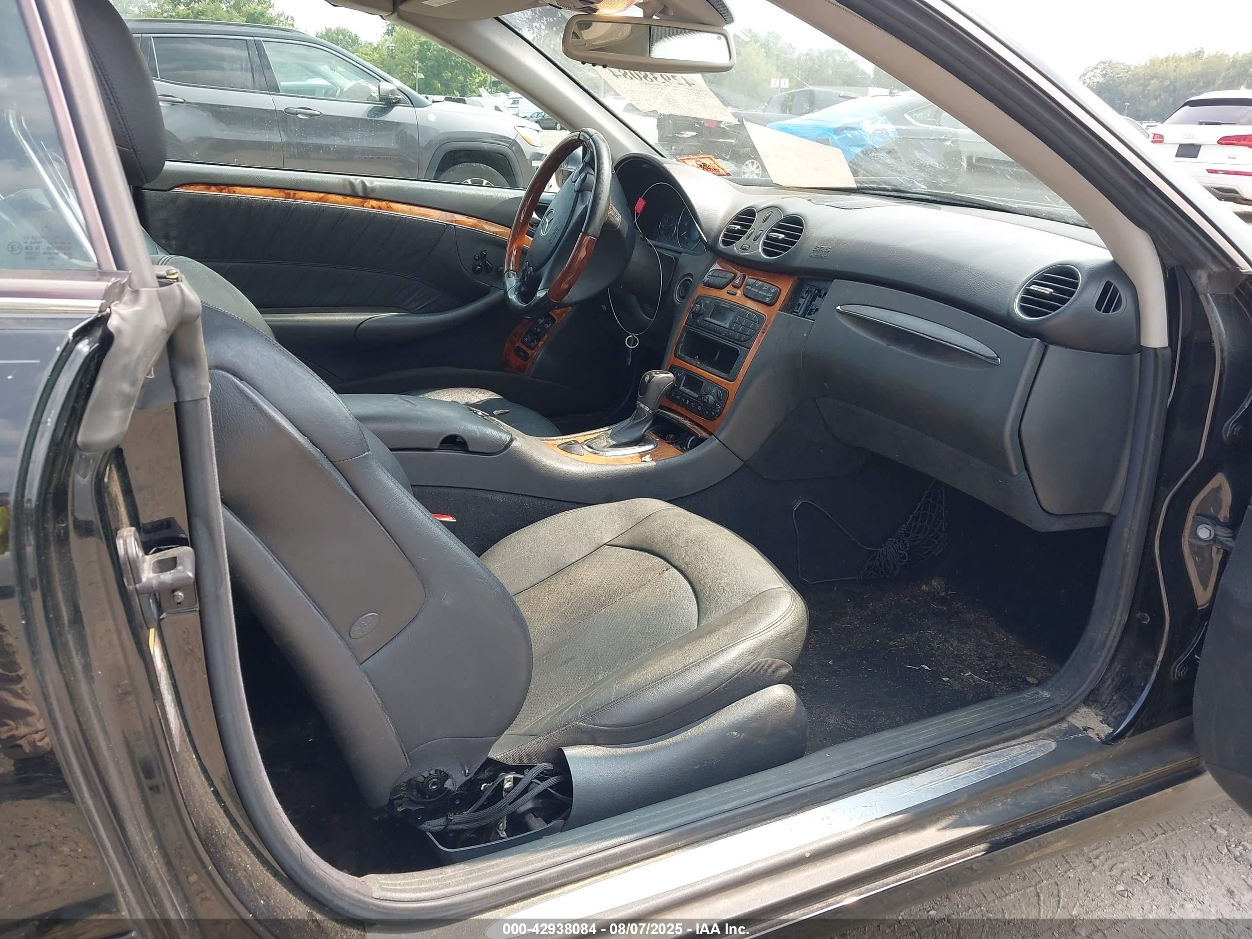 2004 Mercedes-benz Clk 320   Черный vin: WDBTK65G34T012775