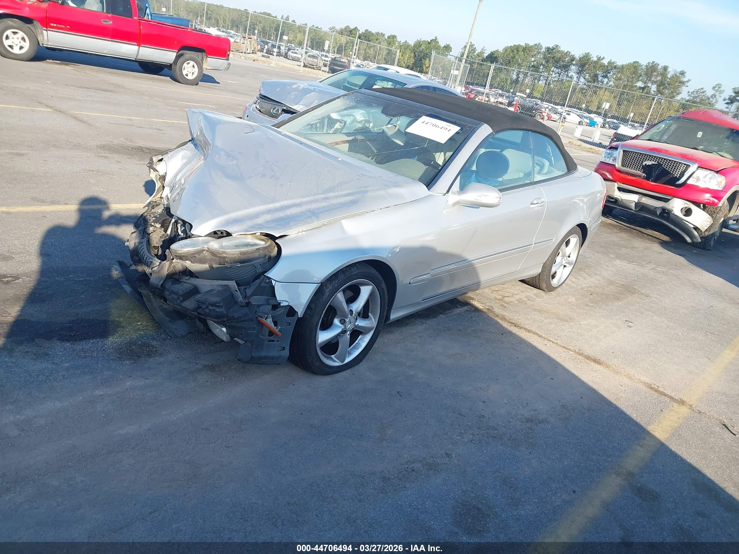 2005 Mercedes-benz Clk 320   Silver vin: WDBTK65G35T042585