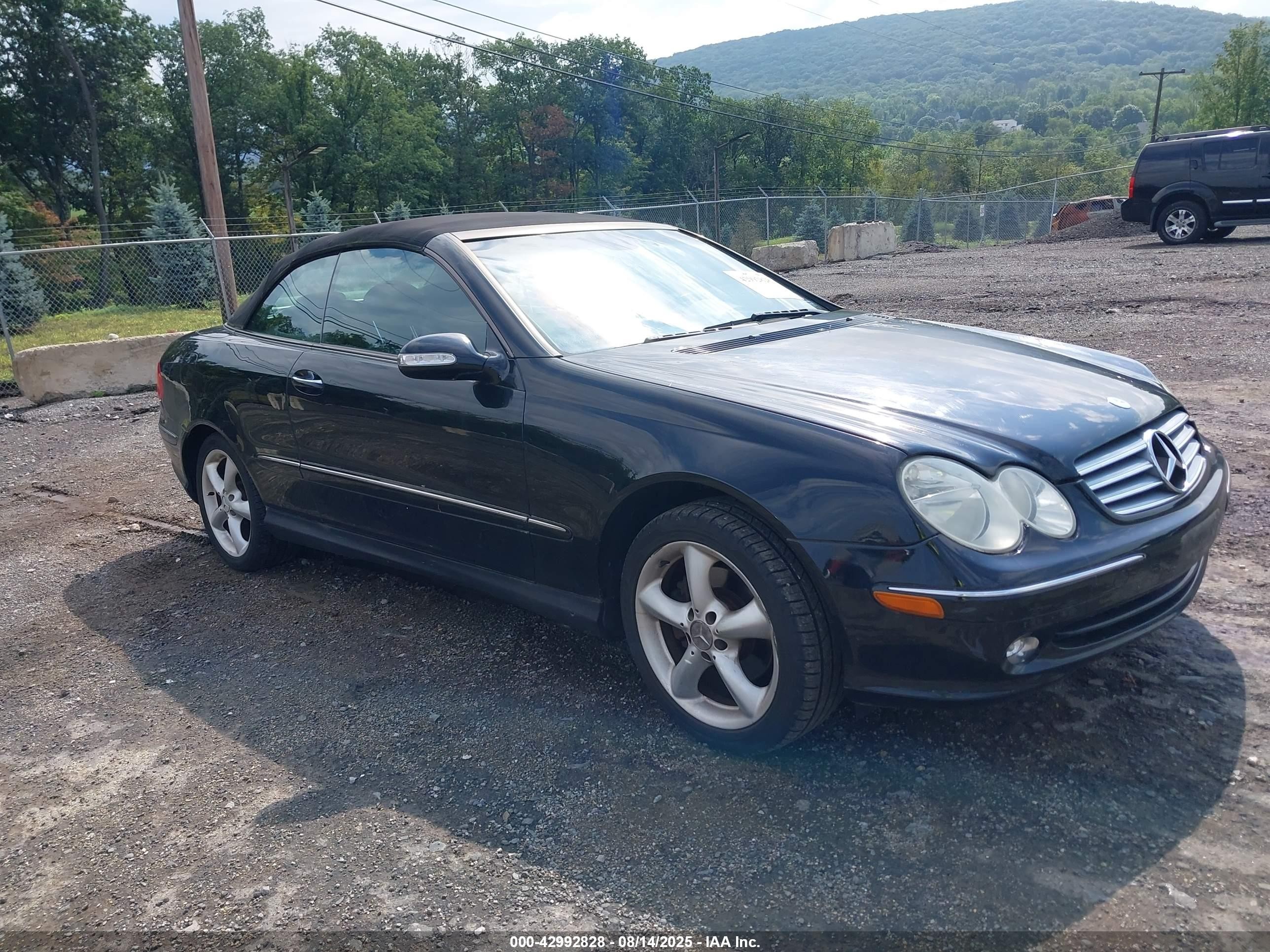 2004 Mercedes-benz Clk 320   Black vin: WDBTK65G44T019525
