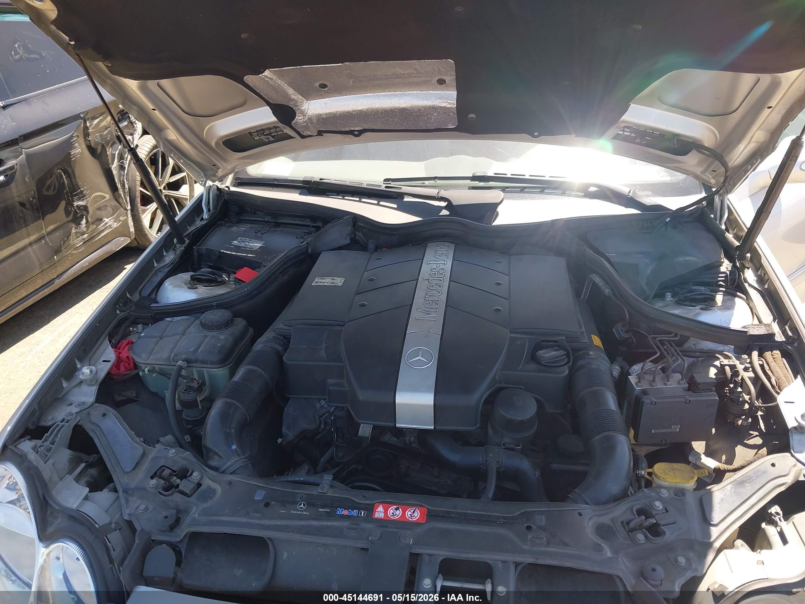 2004 Mercedes-benz Clk 320   Silver vin: WDBTK65G44T021632