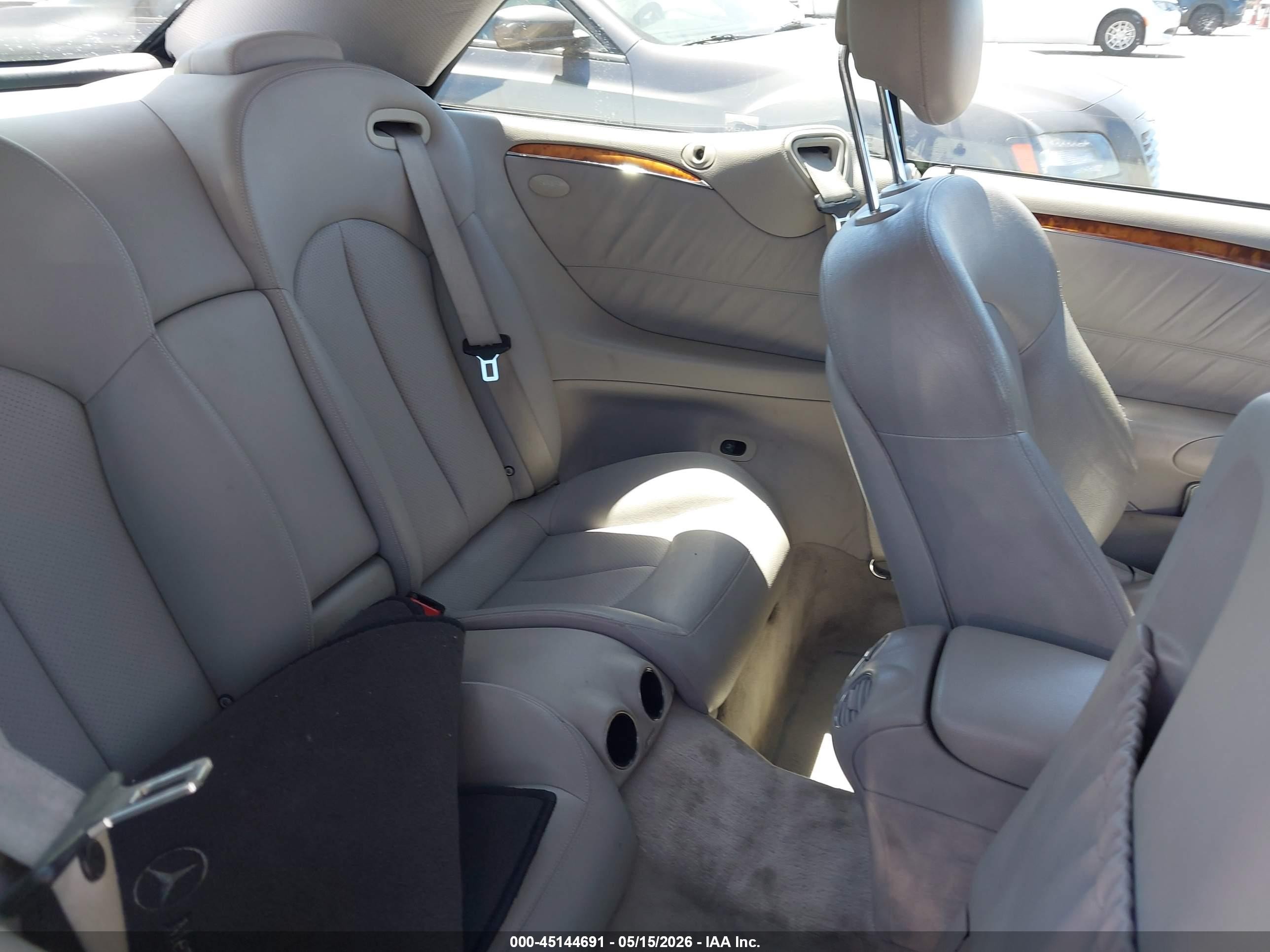 2004 Mercedes-benz Clk 320   Silver vin: WDBTK65G44T021632