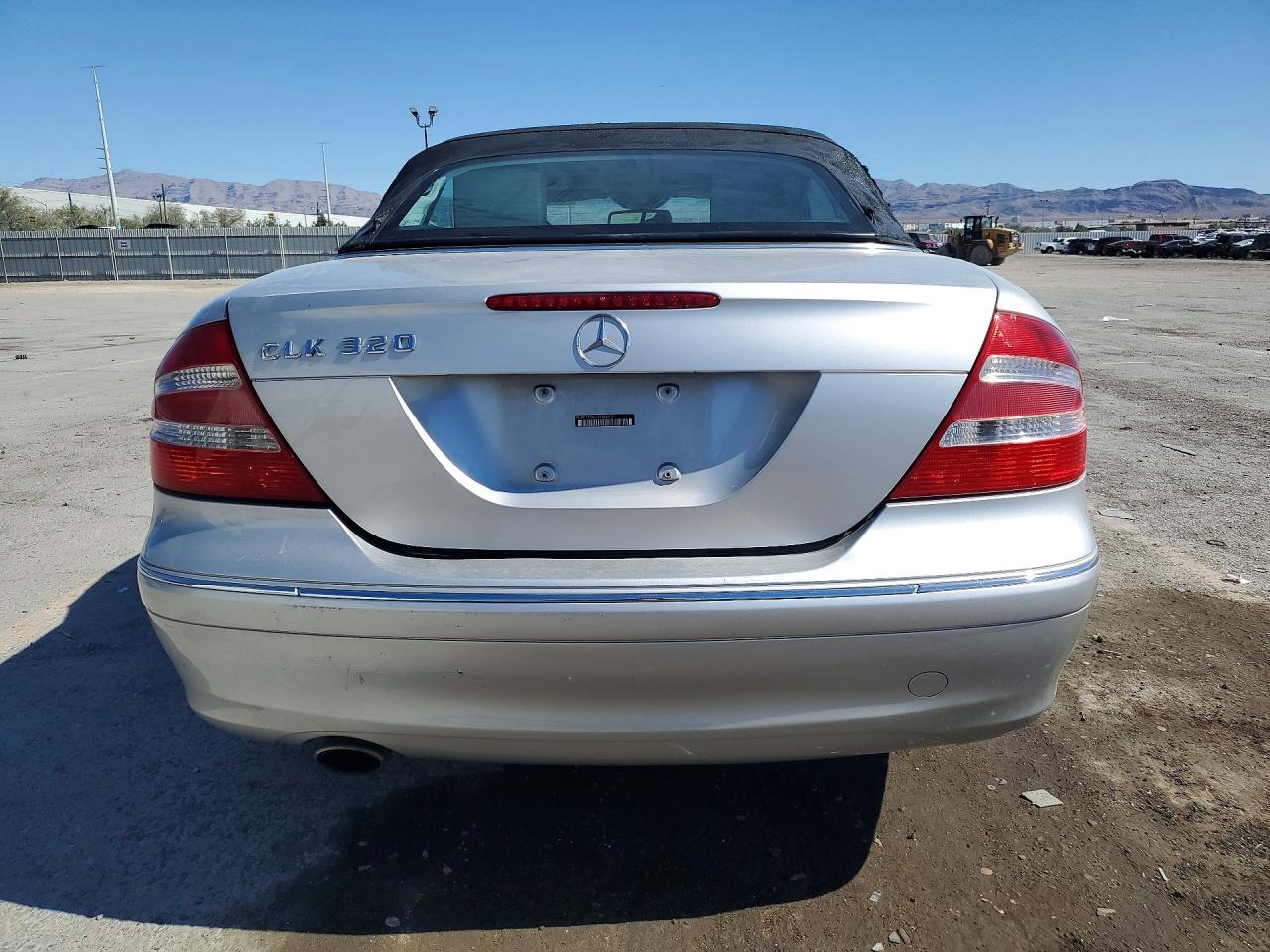 2004 Mercedes-benz Clk 320 Silver vin: WDBTK65G44T026037