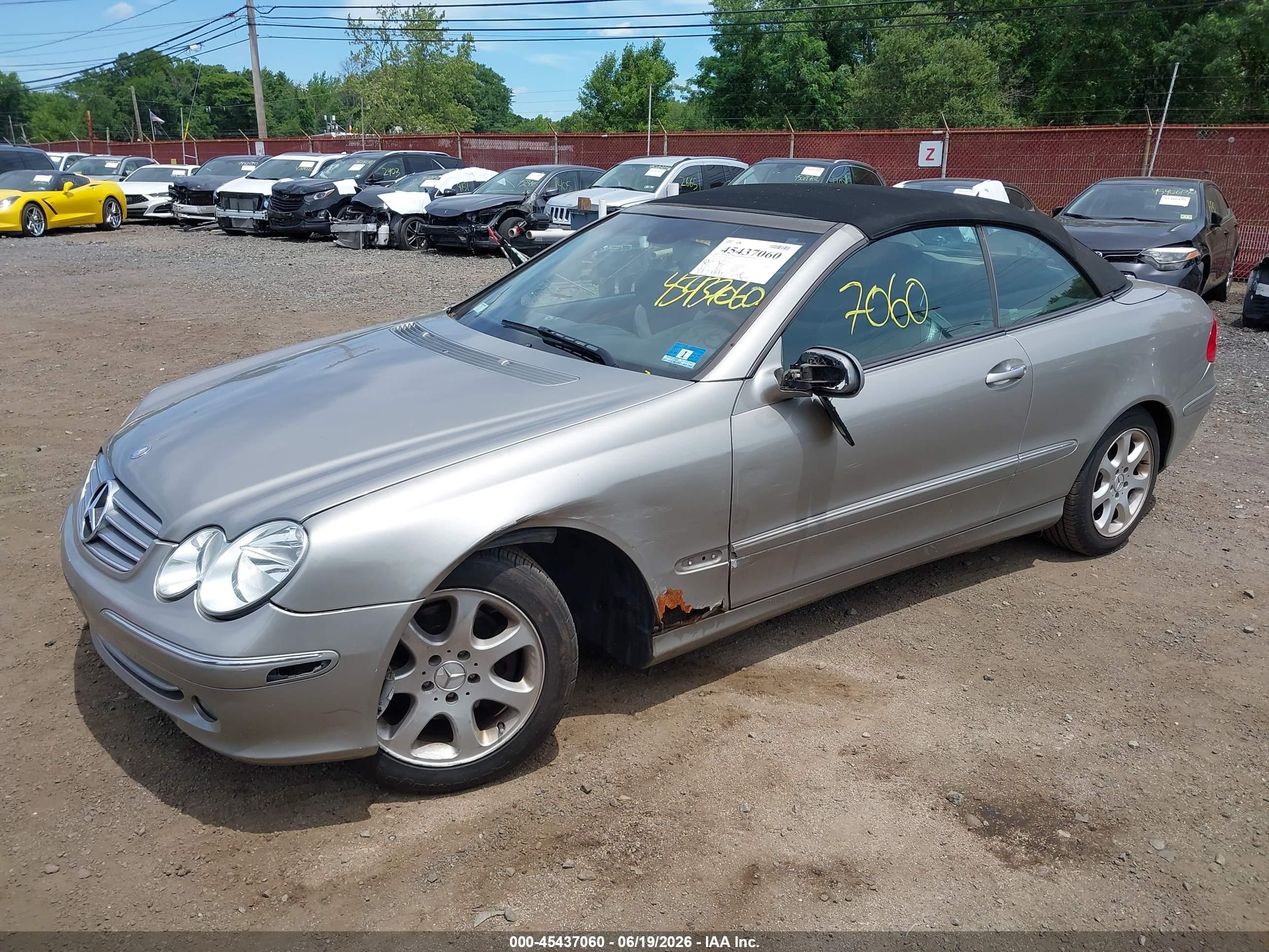 2004 Mercedes-benz Clk 320   Silver vin: WDBTK65G64T021566