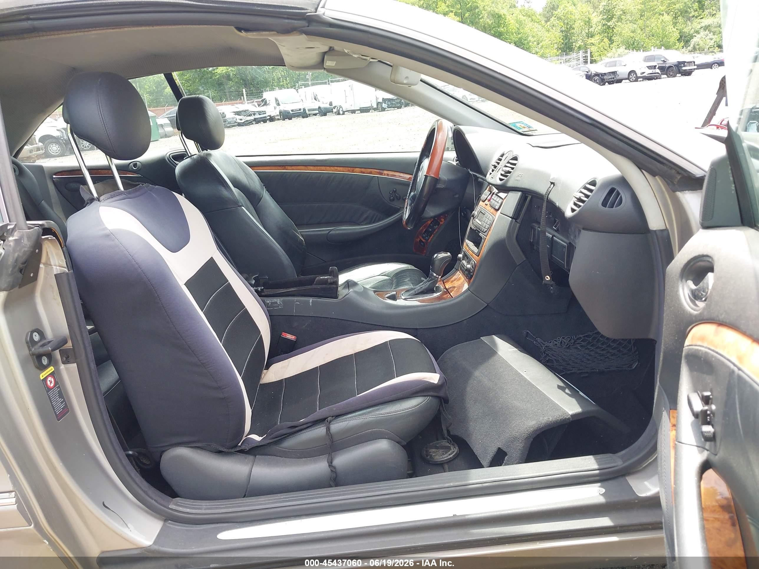 2004 Mercedes-benz Clk 320   Silver vin: WDBTK65G64T021566