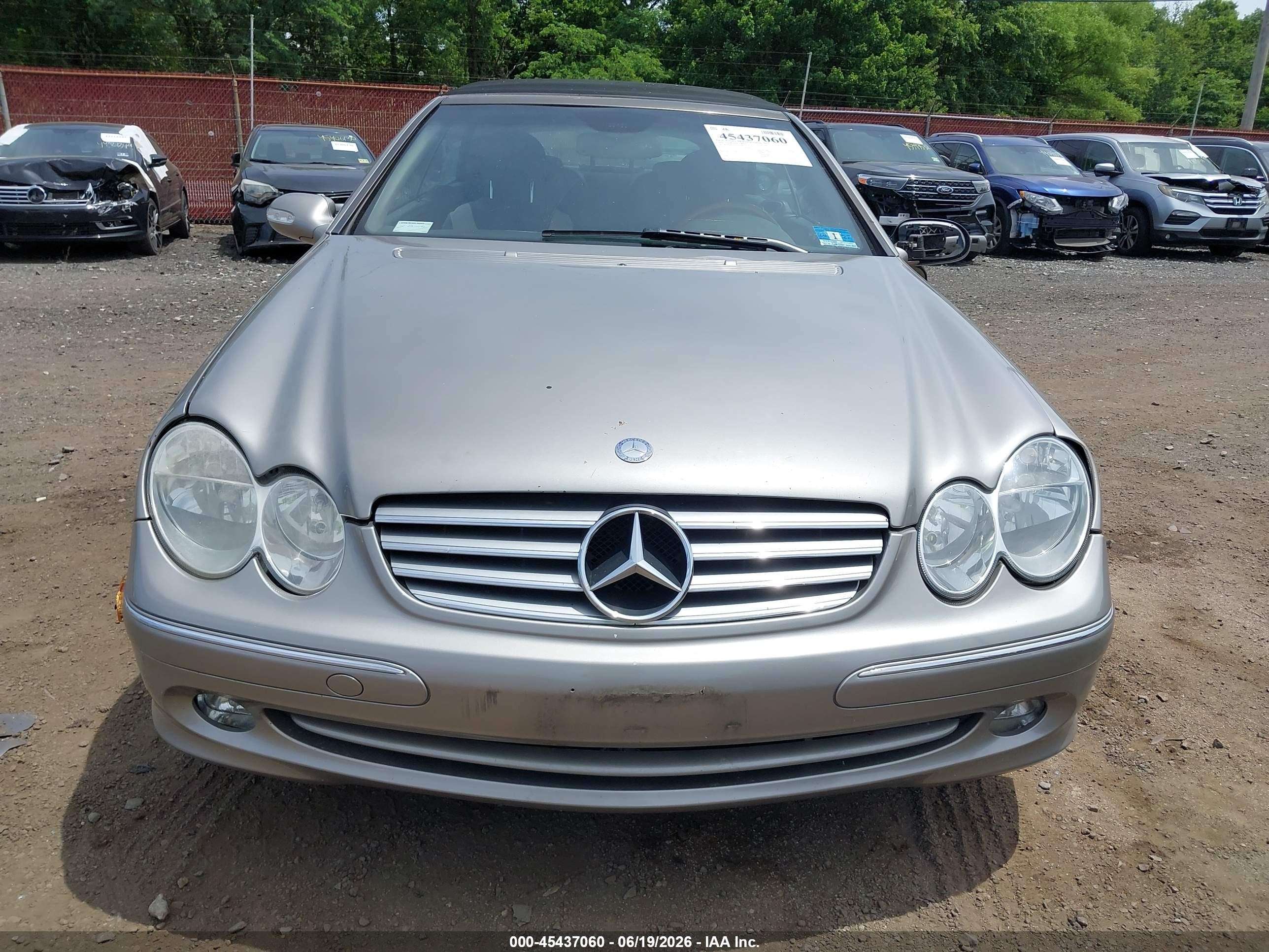 2004 Mercedes-benz Clk 320   Silver vin: WDBTK65G64T021566