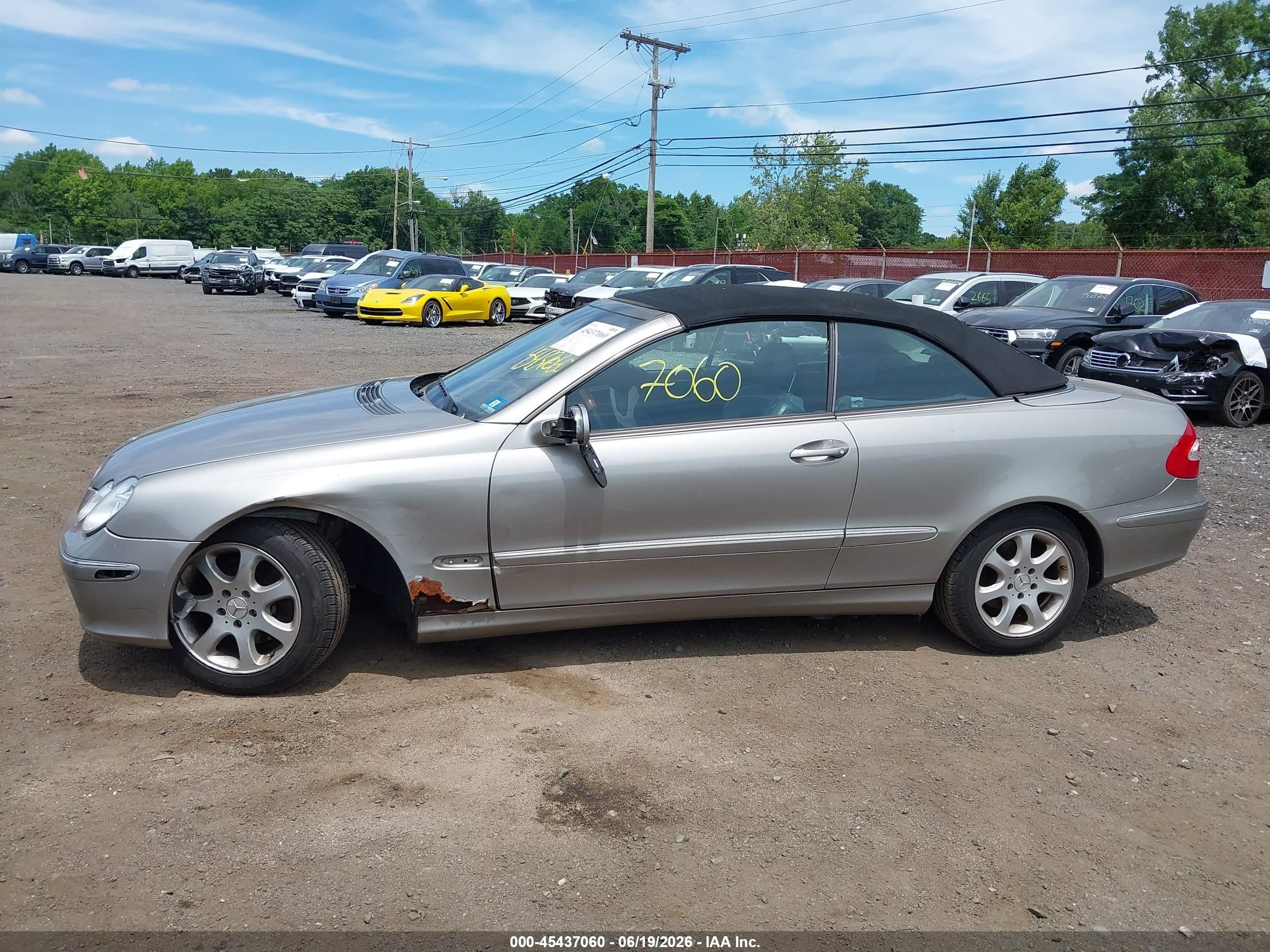 2004 Mercedes-benz Clk 320   Silver vin: WDBTK65G64T021566