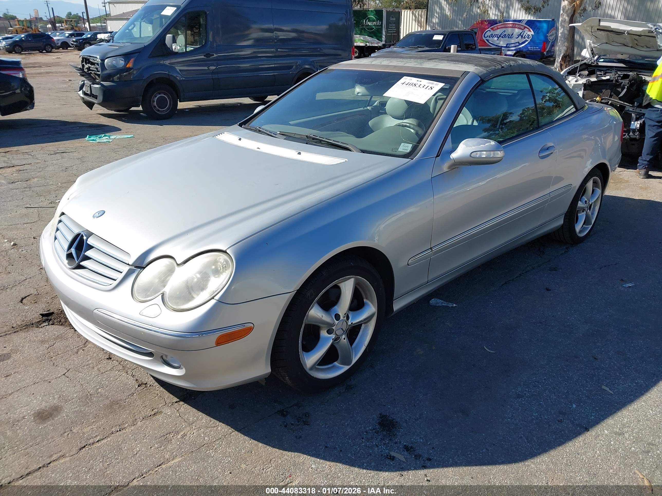 2005 Mercedes-benz Clk 320   Silver vin: WDBTK65G65T034741