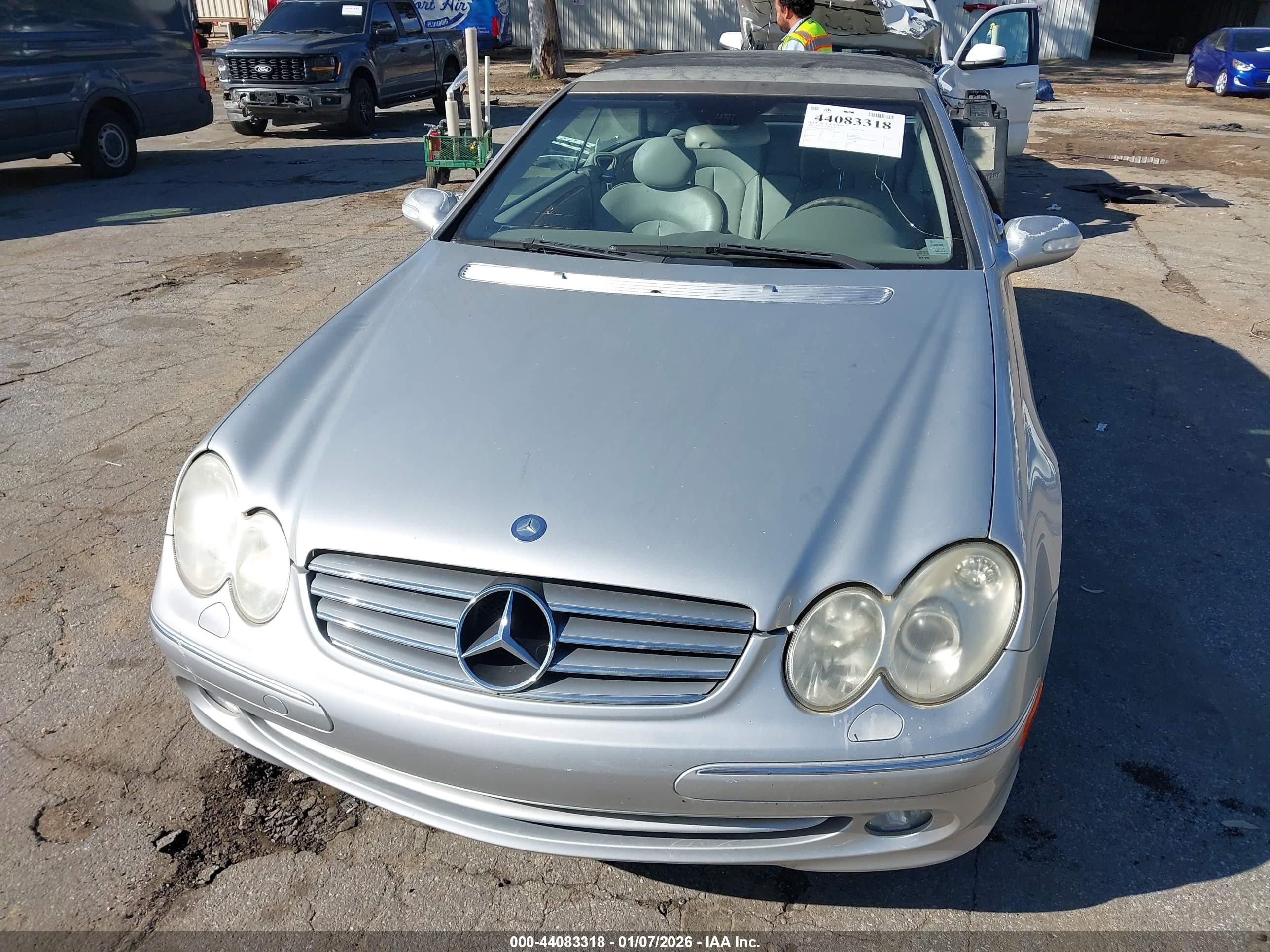 2005 Mercedes-benz Clk 320   Silver vin: WDBTK65G65T034741
