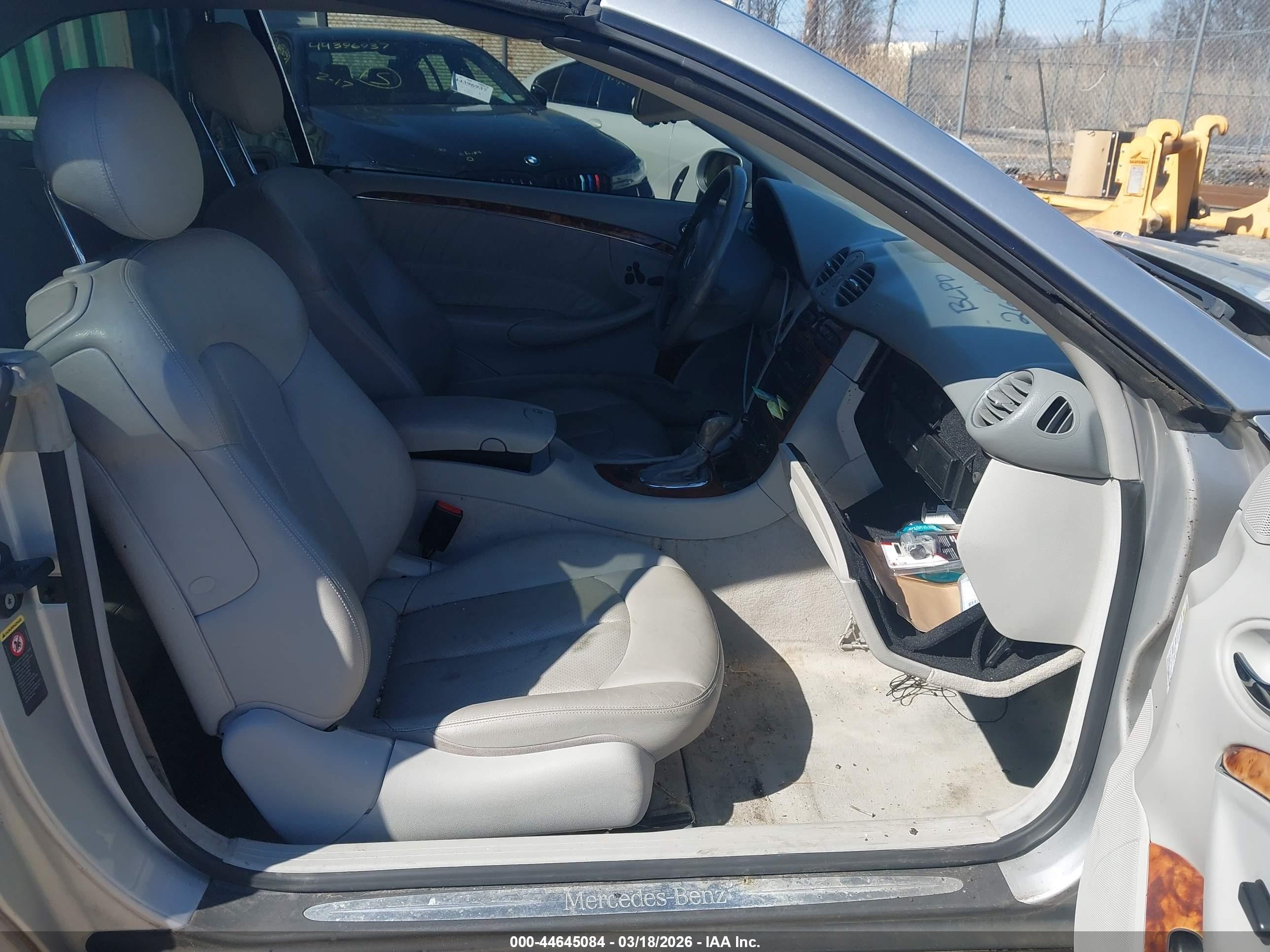2004 Mercedes-benz Clk 320   Silver vin: WDBTK65G74T014710