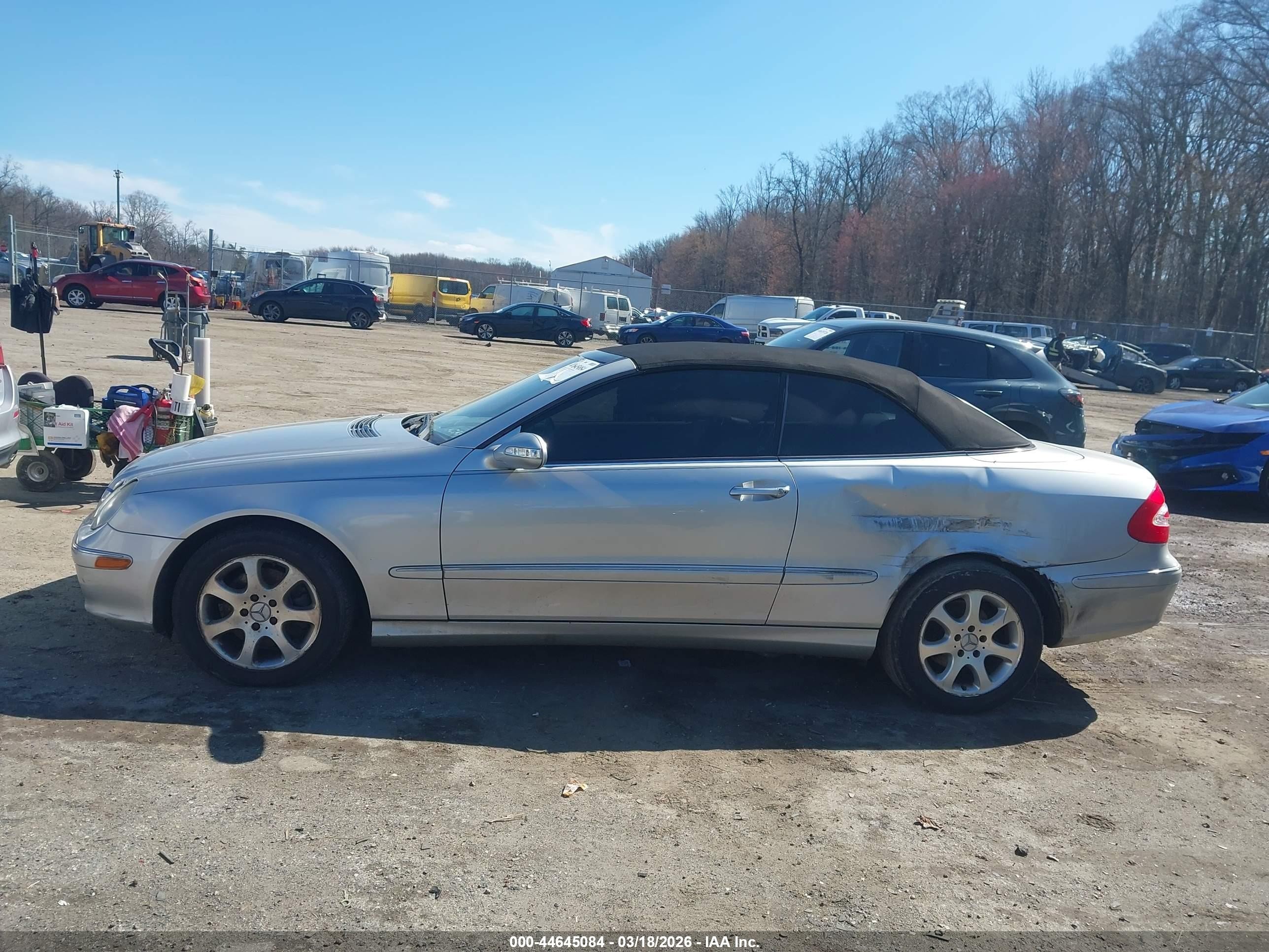 2004 Mercedes-benz Clk 320   Silver vin: WDBTK65G74T014710