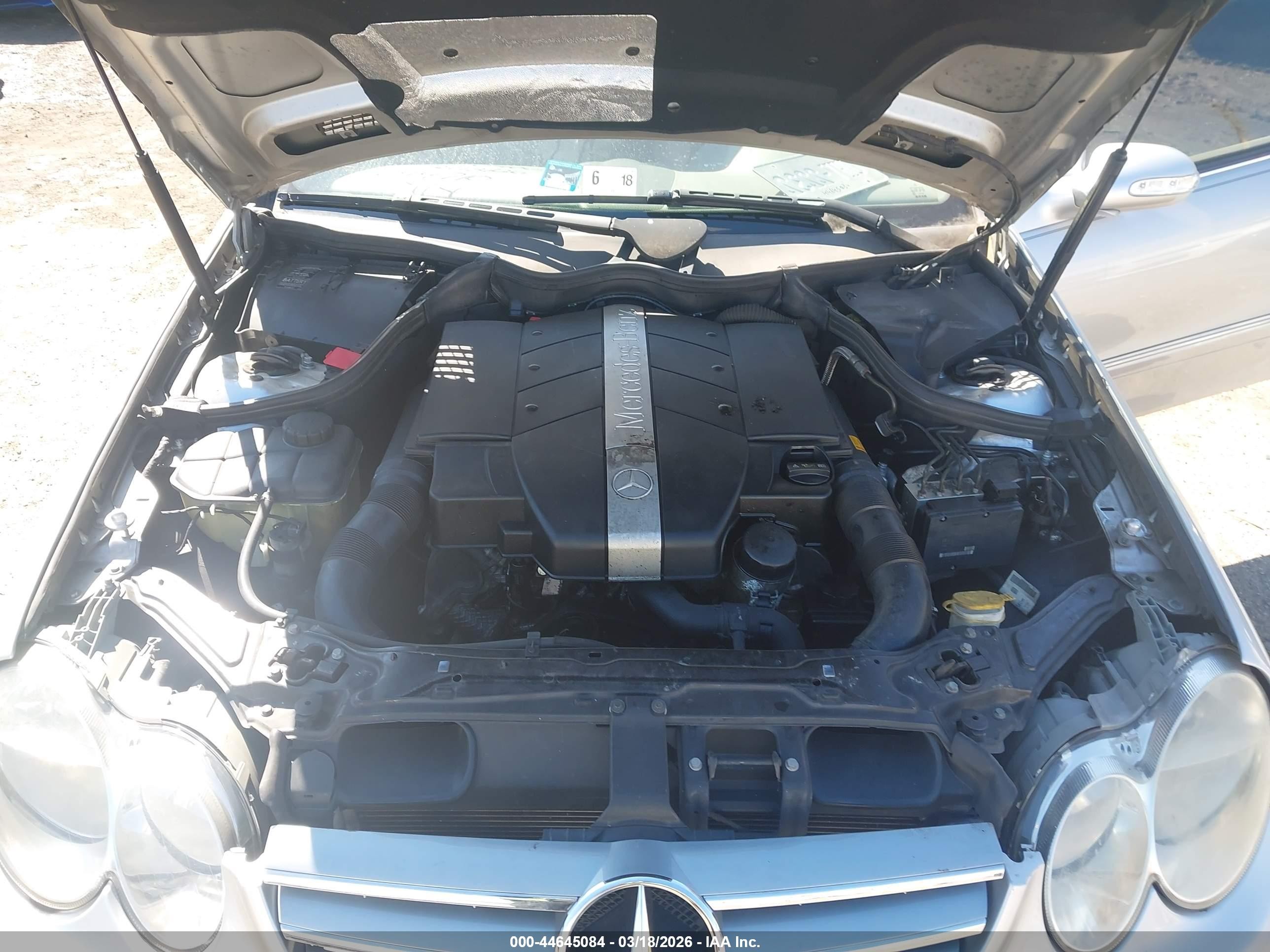 2004 Mercedes-benz Clk 320   Silver vin: WDBTK65G74T014710