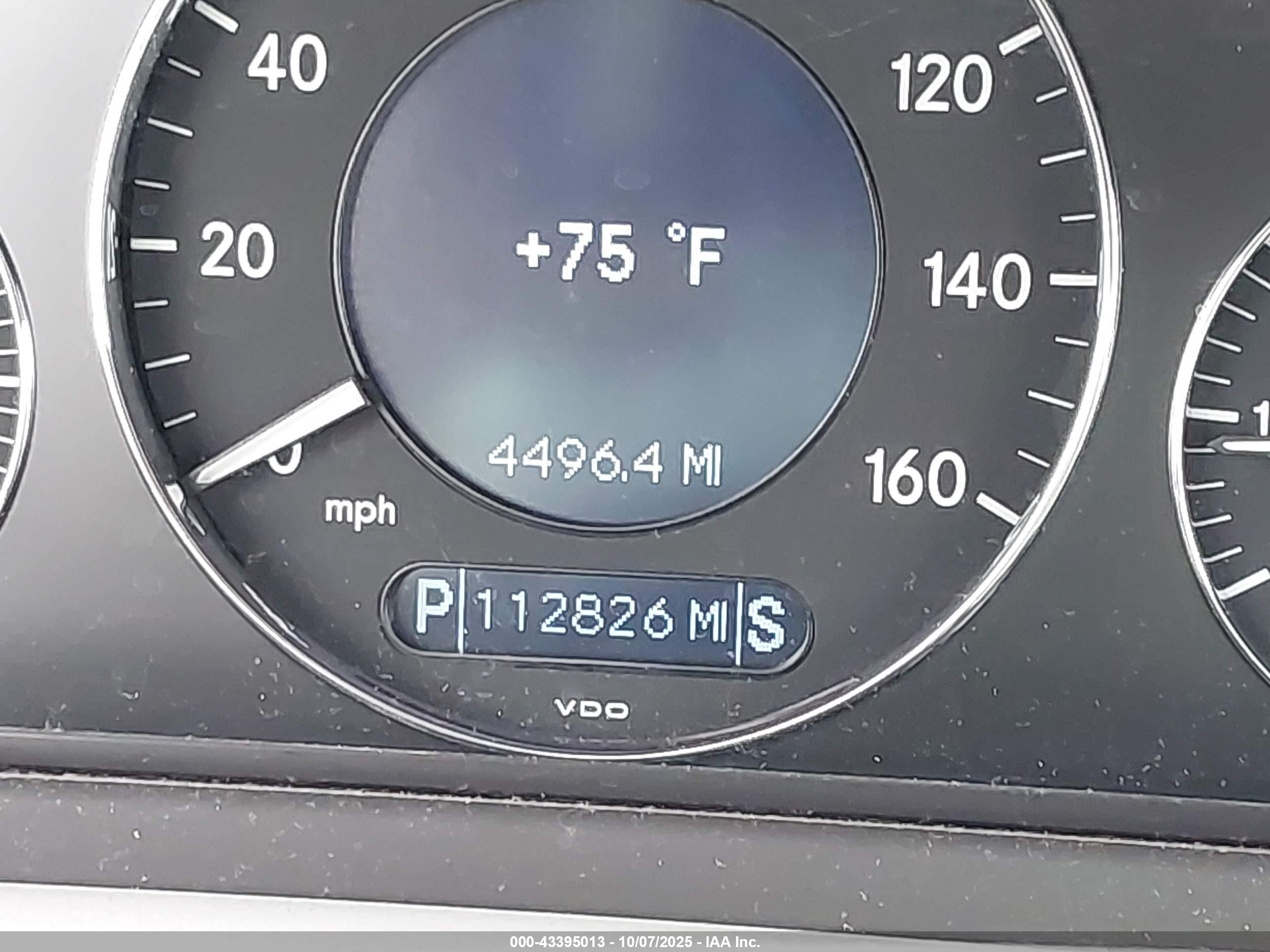 2005 Mercedes-benz Clk 320   Silver vin: WDBTK65G75T045599