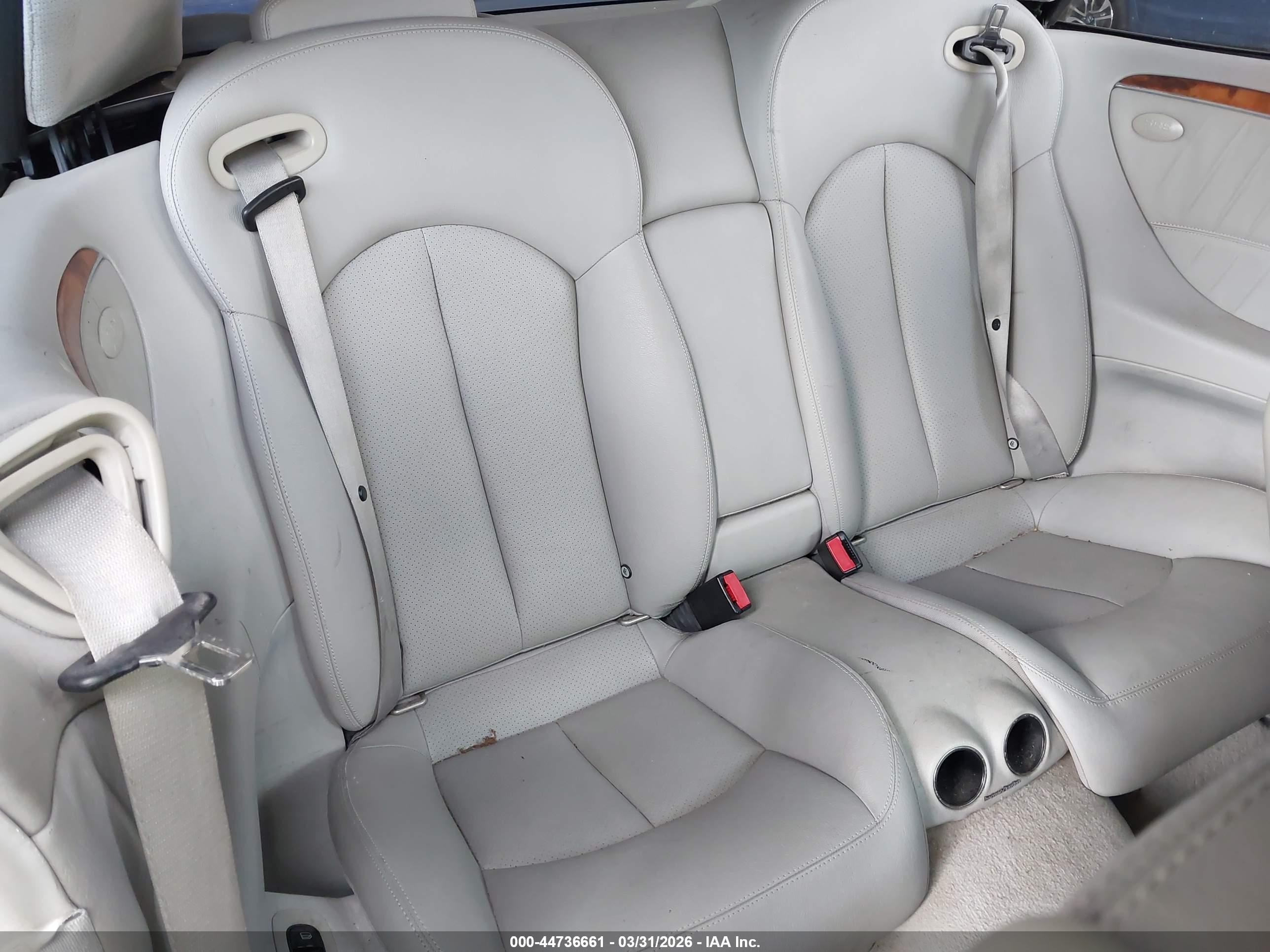 2005 Mercedes-benz Clk 320   Silver vin: WDBTK65G85T035535