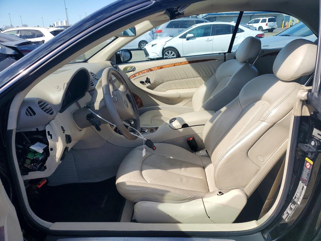 2005 Mercedes-benz Clk 320 Black vin: WDBTK65G85T044638