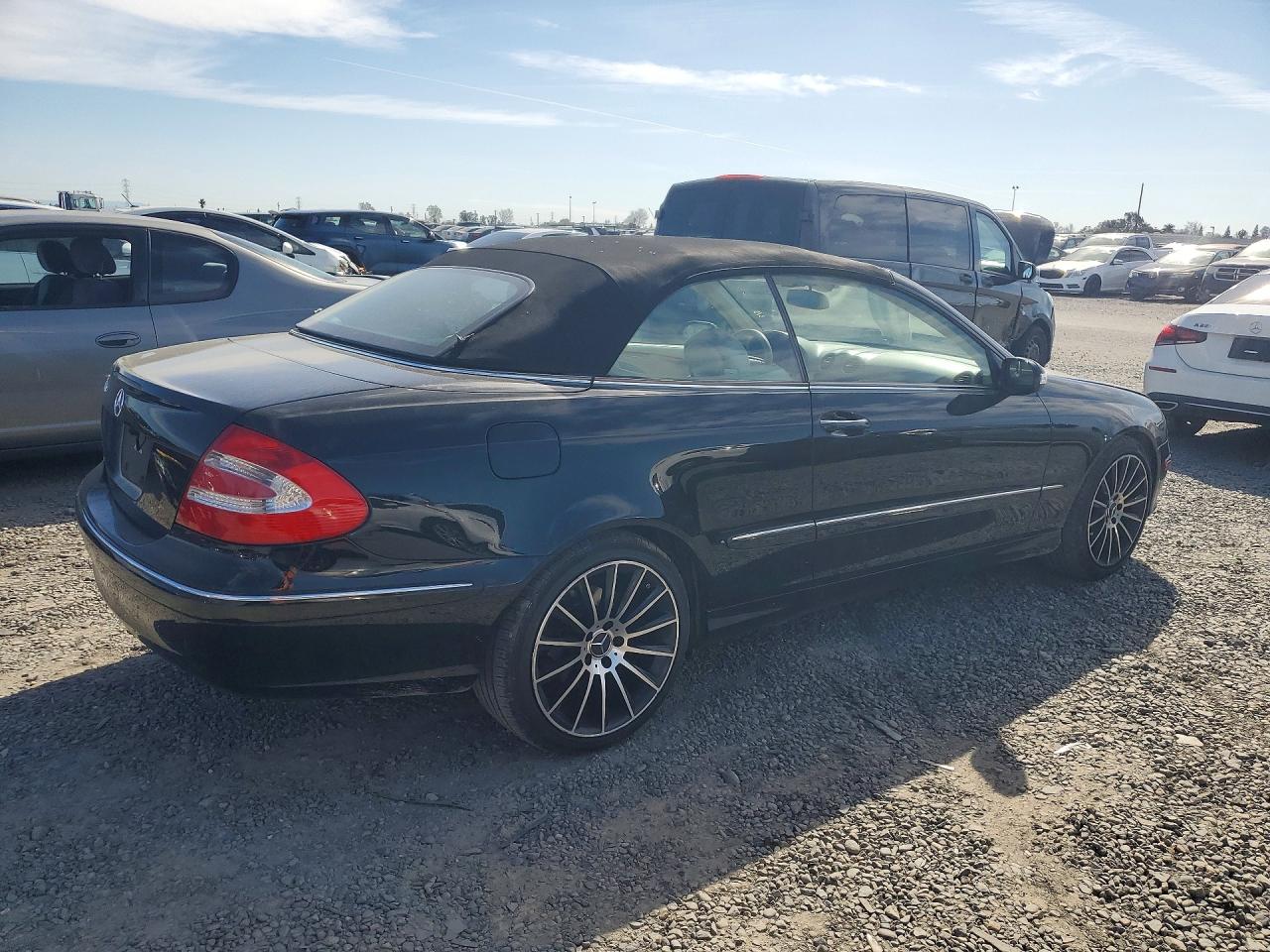 2005 Mercedes-benz Clk 320 Black vin: WDBTK65G85T044638
