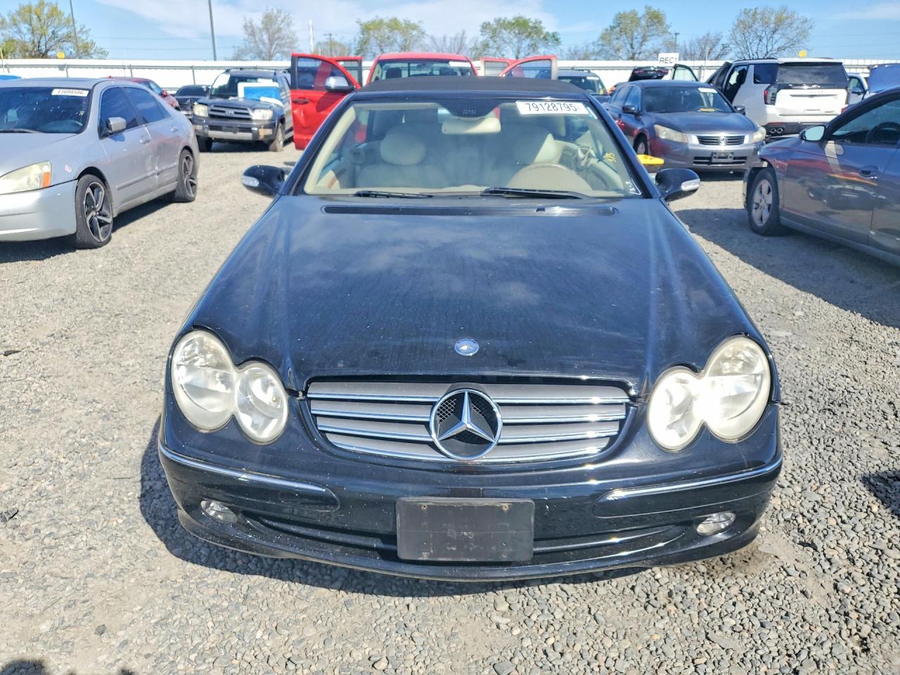 2005 Mercedes-benz Clk 320 Black vin: WDBTK65G85T044638