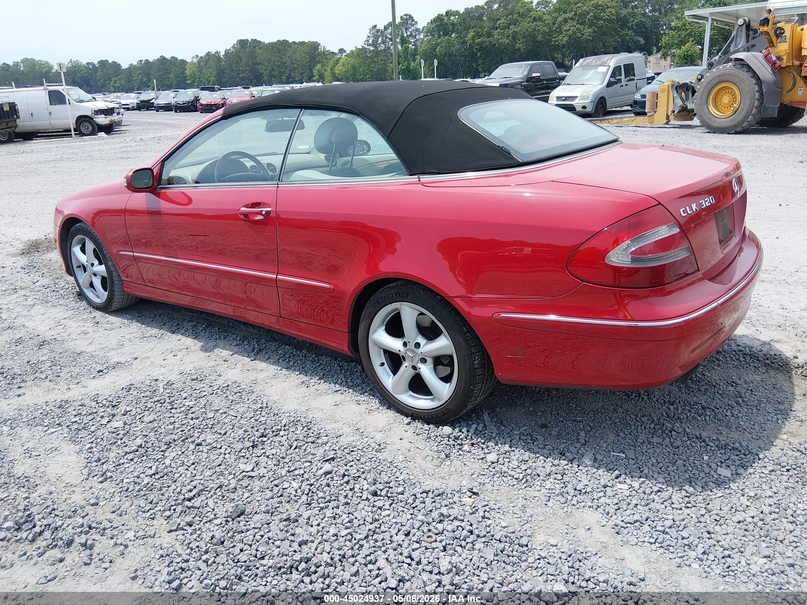 2005 Mercedes-benz Clk 320   Red vin: WDBTK65G95T055633