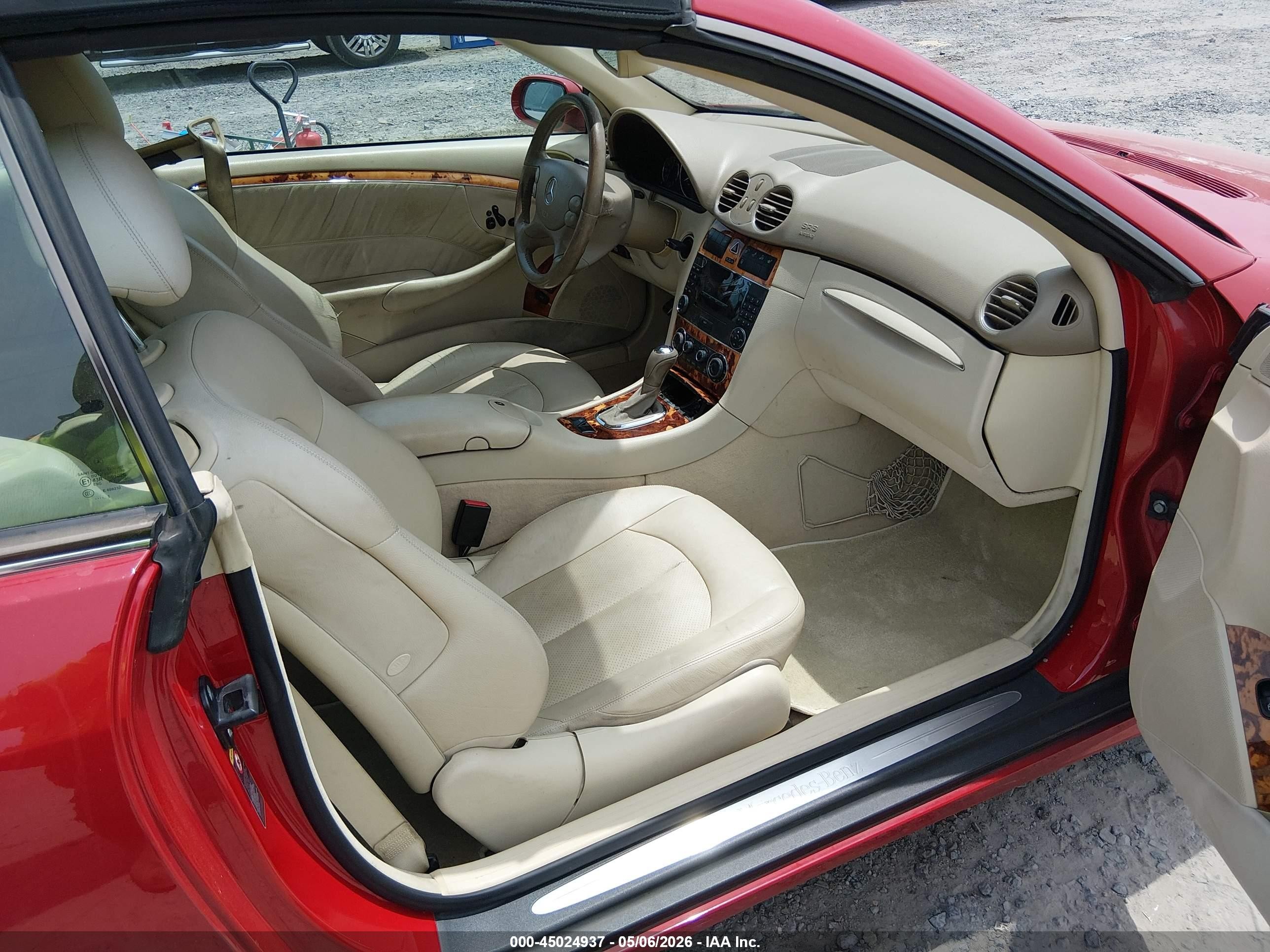 2005 Mercedes-benz Clk 320   Red vin: WDBTK65G95T055633