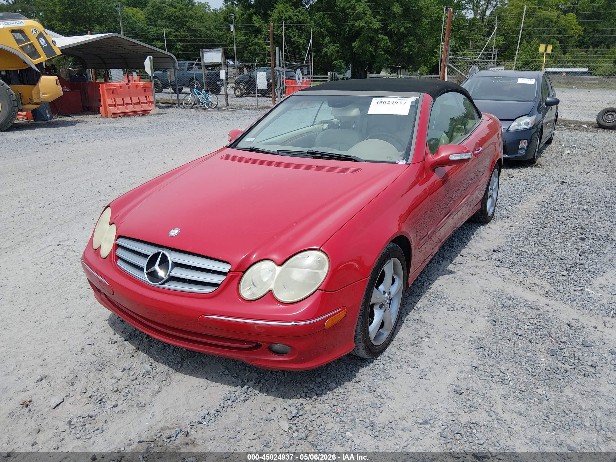 2005 Mercedes-benz Clk 320   Red vin: WDBTK65G95T055633