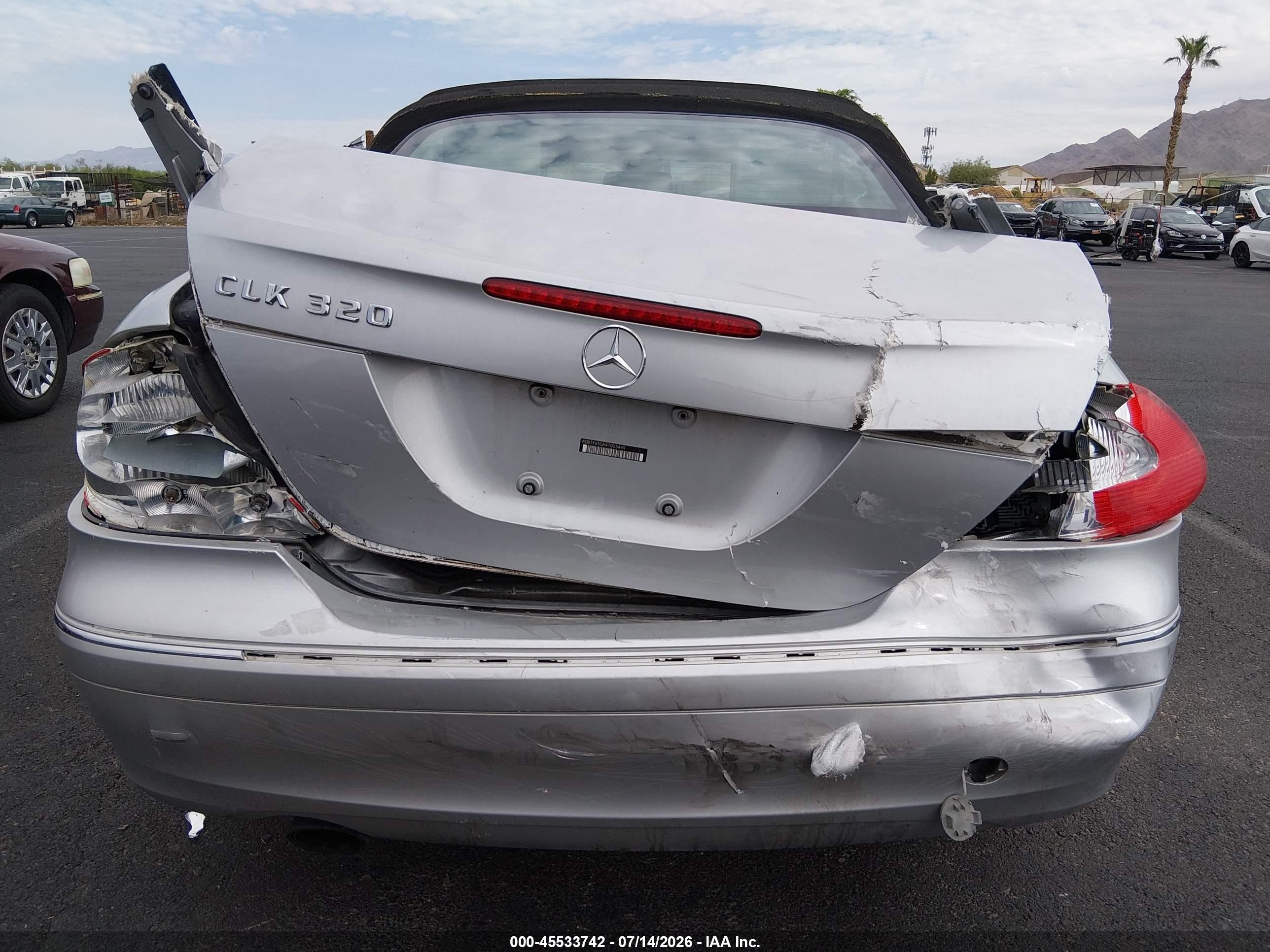 2004 Mercedes-benz Clk 320   Silver vin: WDBTK65GX4T005449