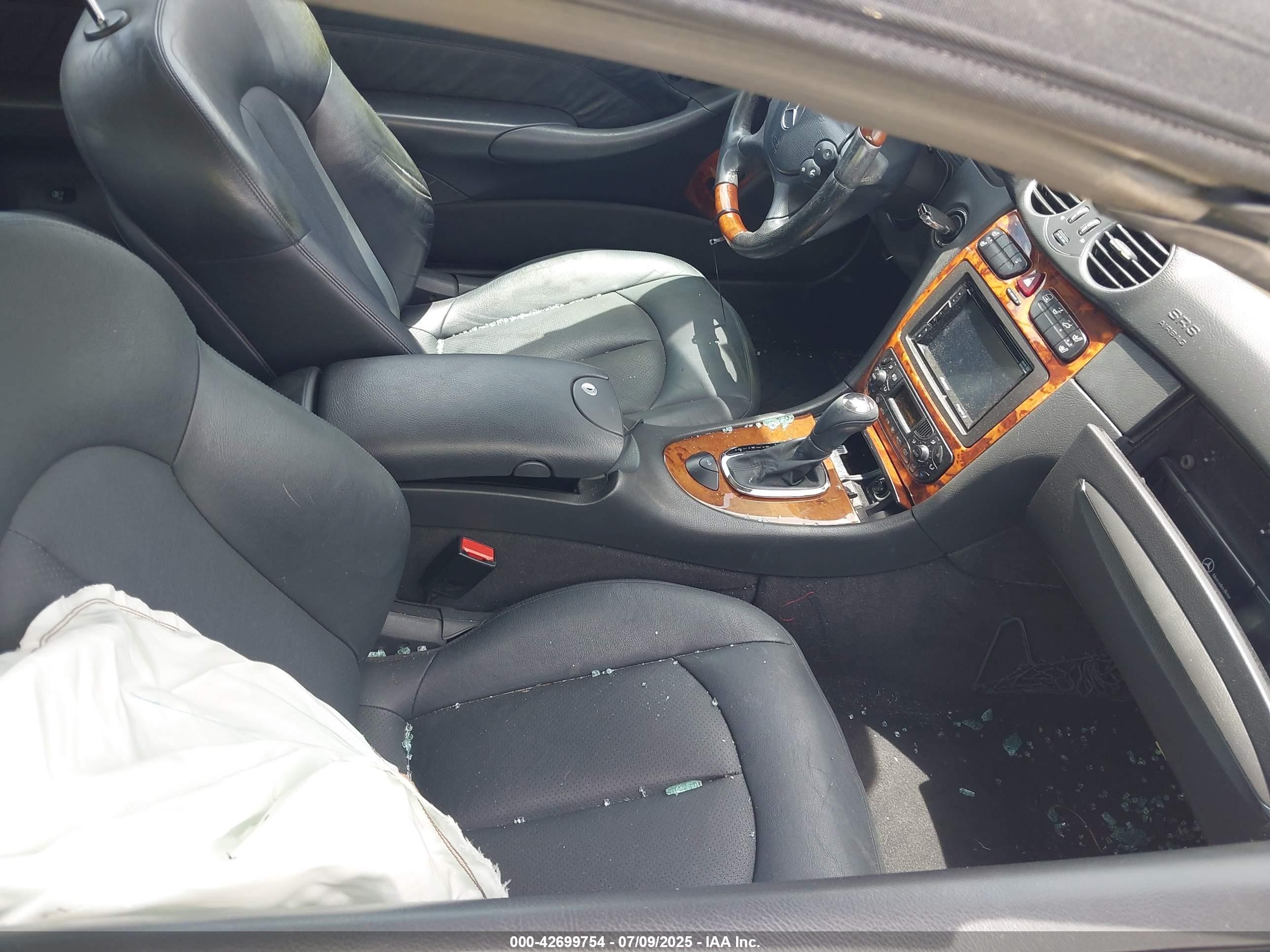 2004 Mercedes-benz Clk 320   Синий vin: WDBTK65GX4T028908