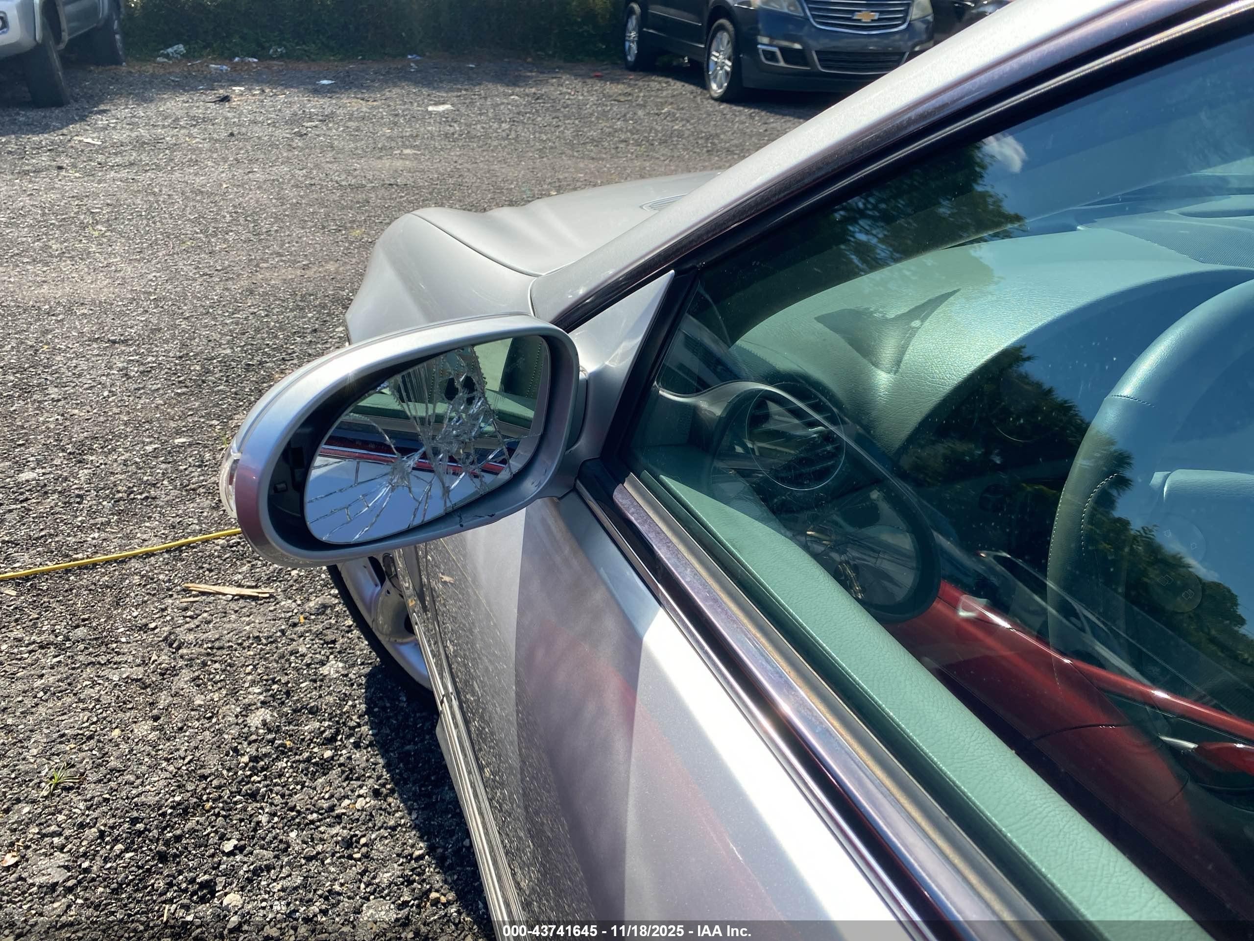 2005 Mercedes-benz Clk 320   Silver vin: WDBTK65GX5T052787