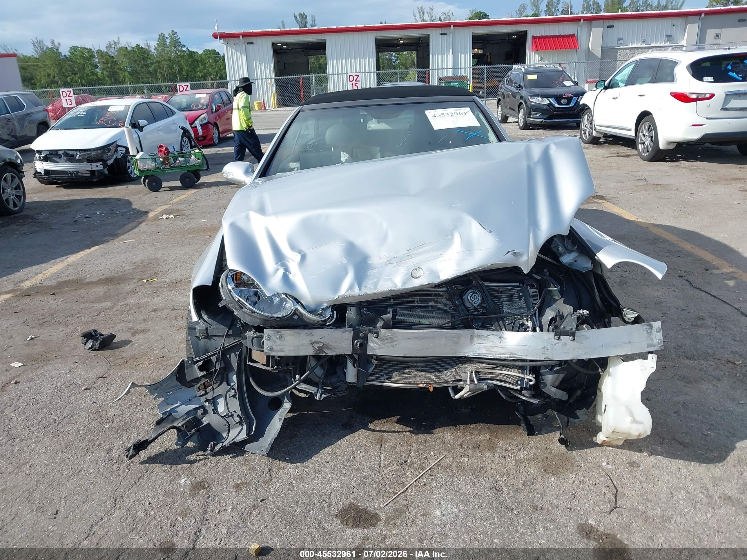 2005 Mercedes-benz Clk 320   Silver vin: WDBTK65J05F123554