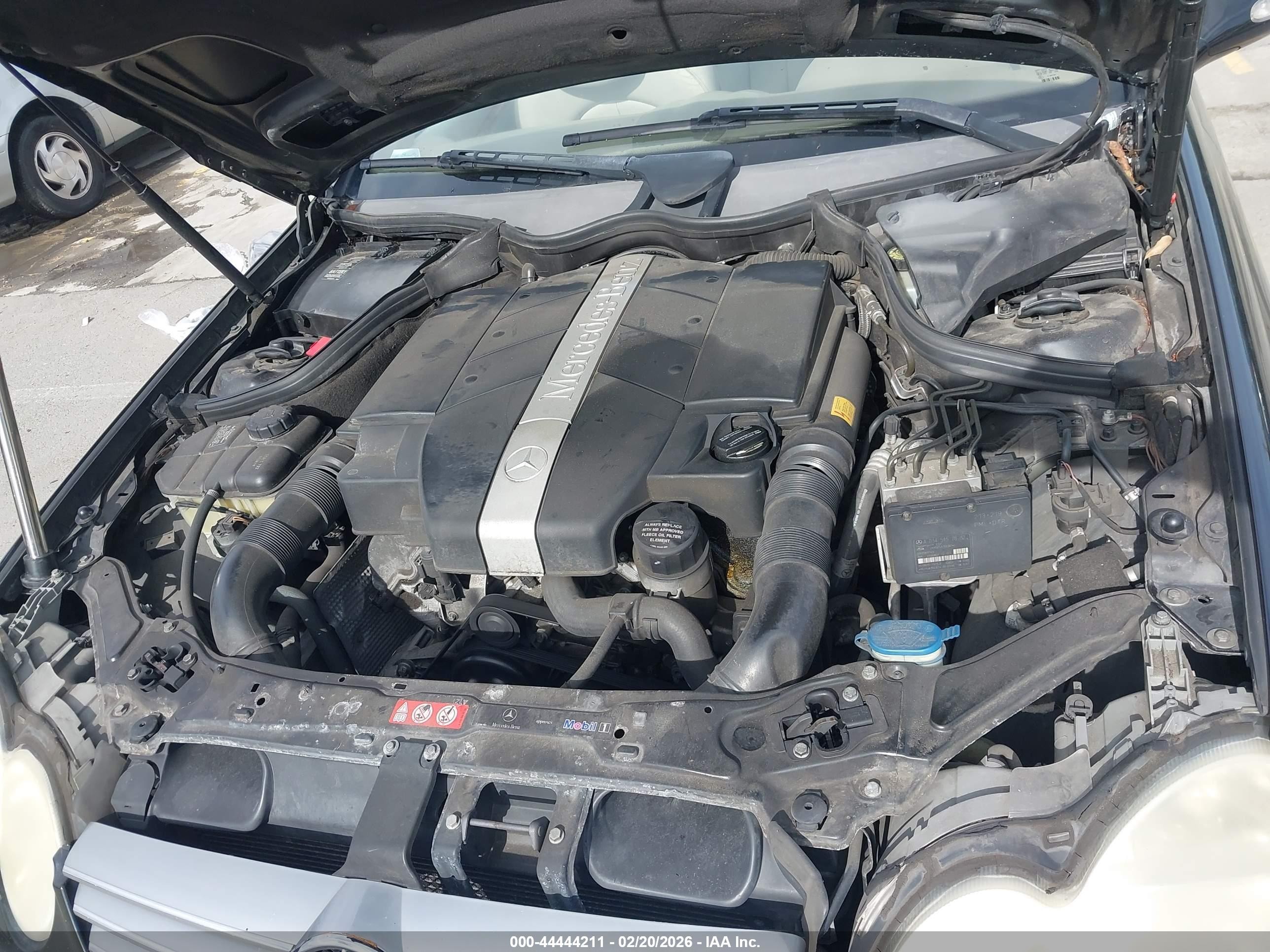 2005 Mercedes-benz Clk 320   Black vin: WDBTK65J25F160833