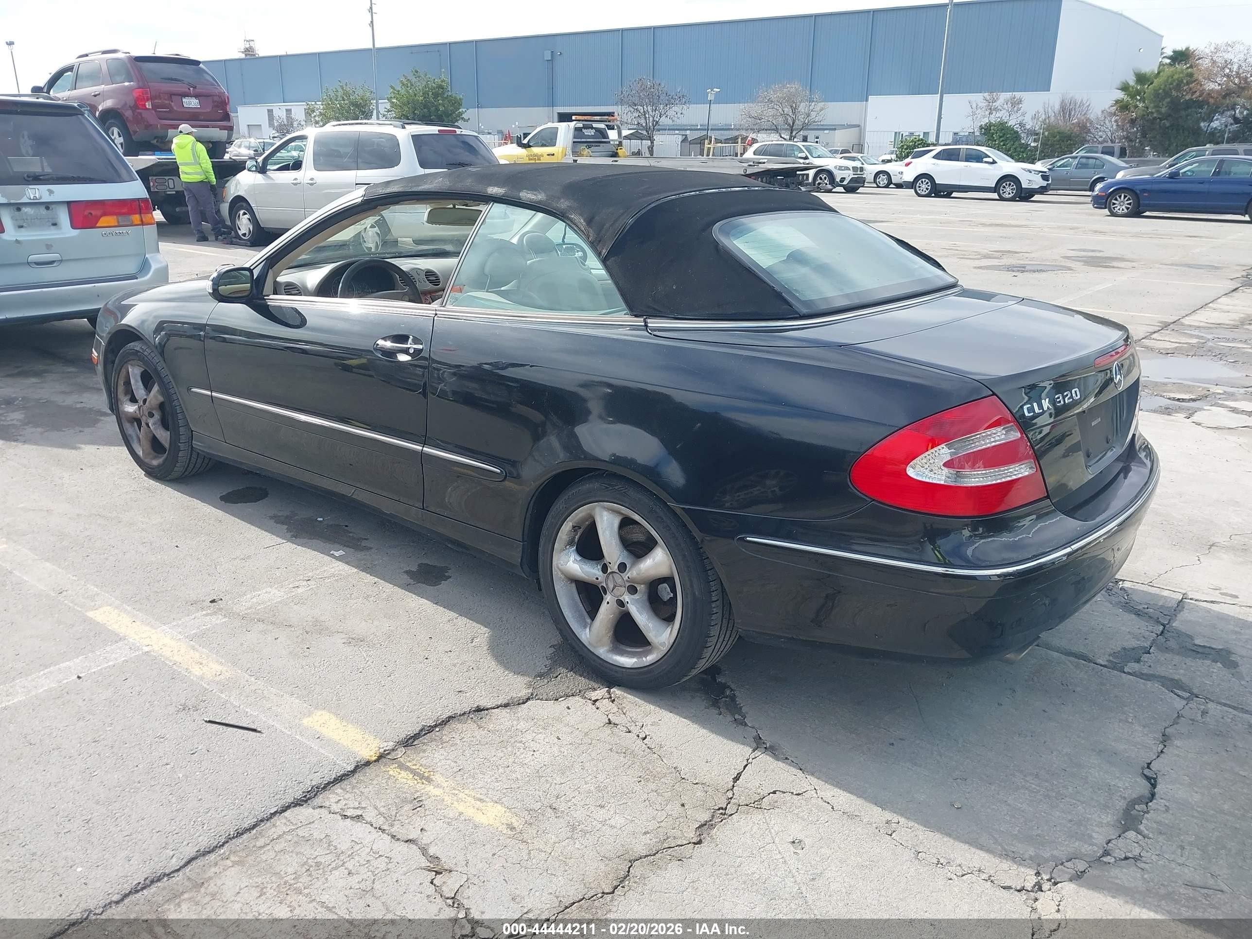 2005 Mercedes-benz Clk 320   Black vin: WDBTK65J25F160833
