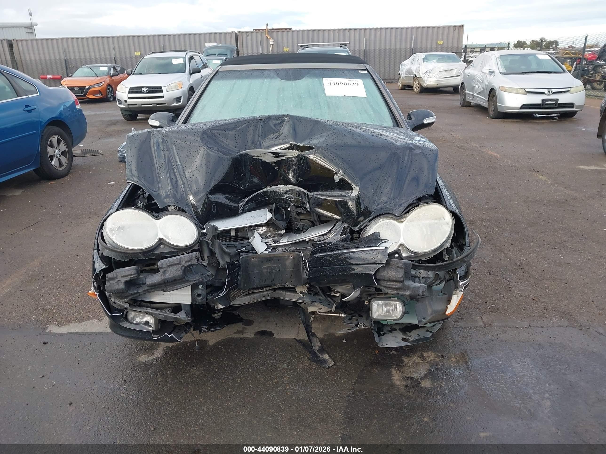 2005 Mercedes-benz Clk 320   Black vin: WDBTK65J45F122875