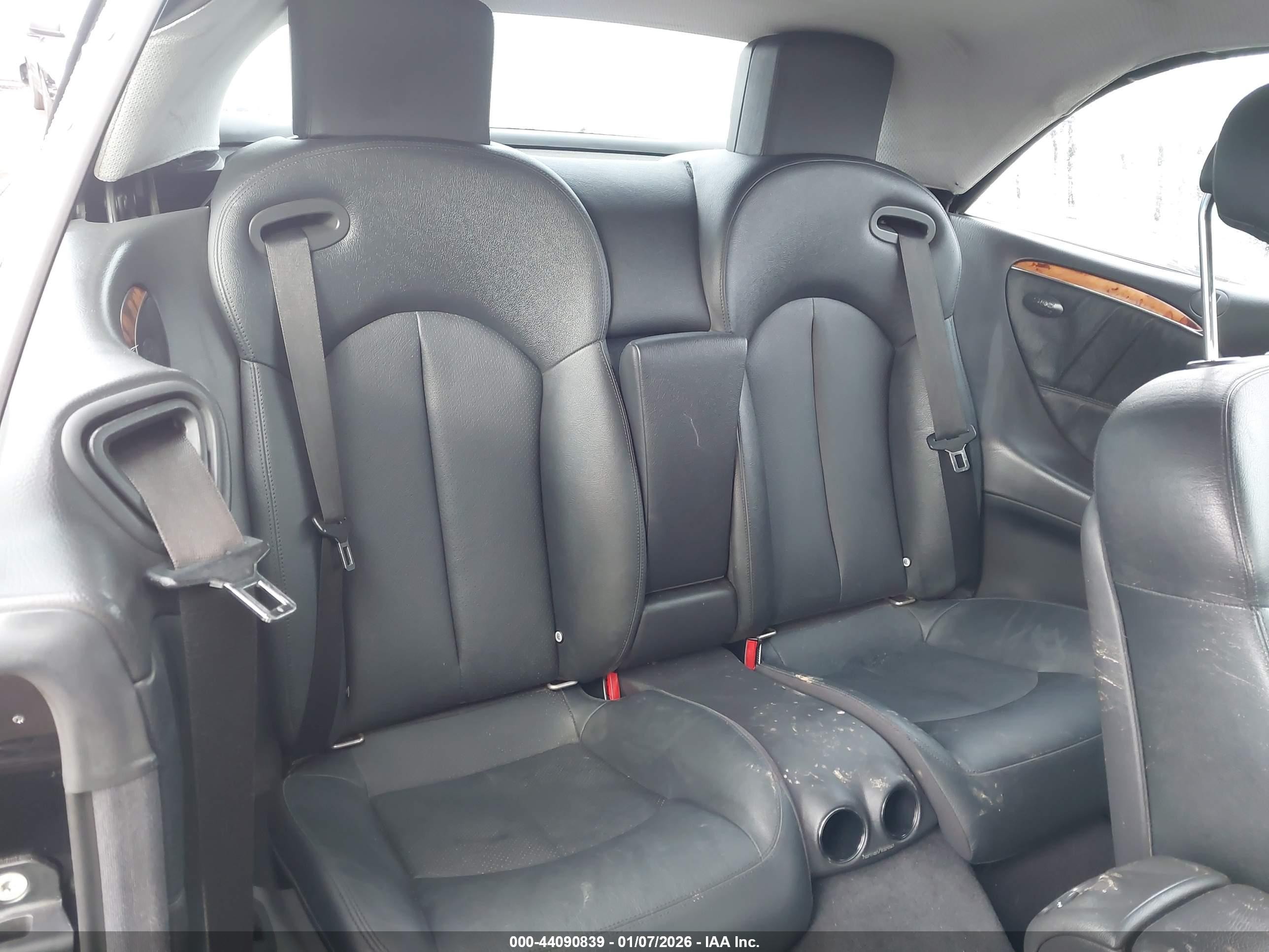 2005 Mercedes-benz Clk 320   Black vin: WDBTK65J45F122875