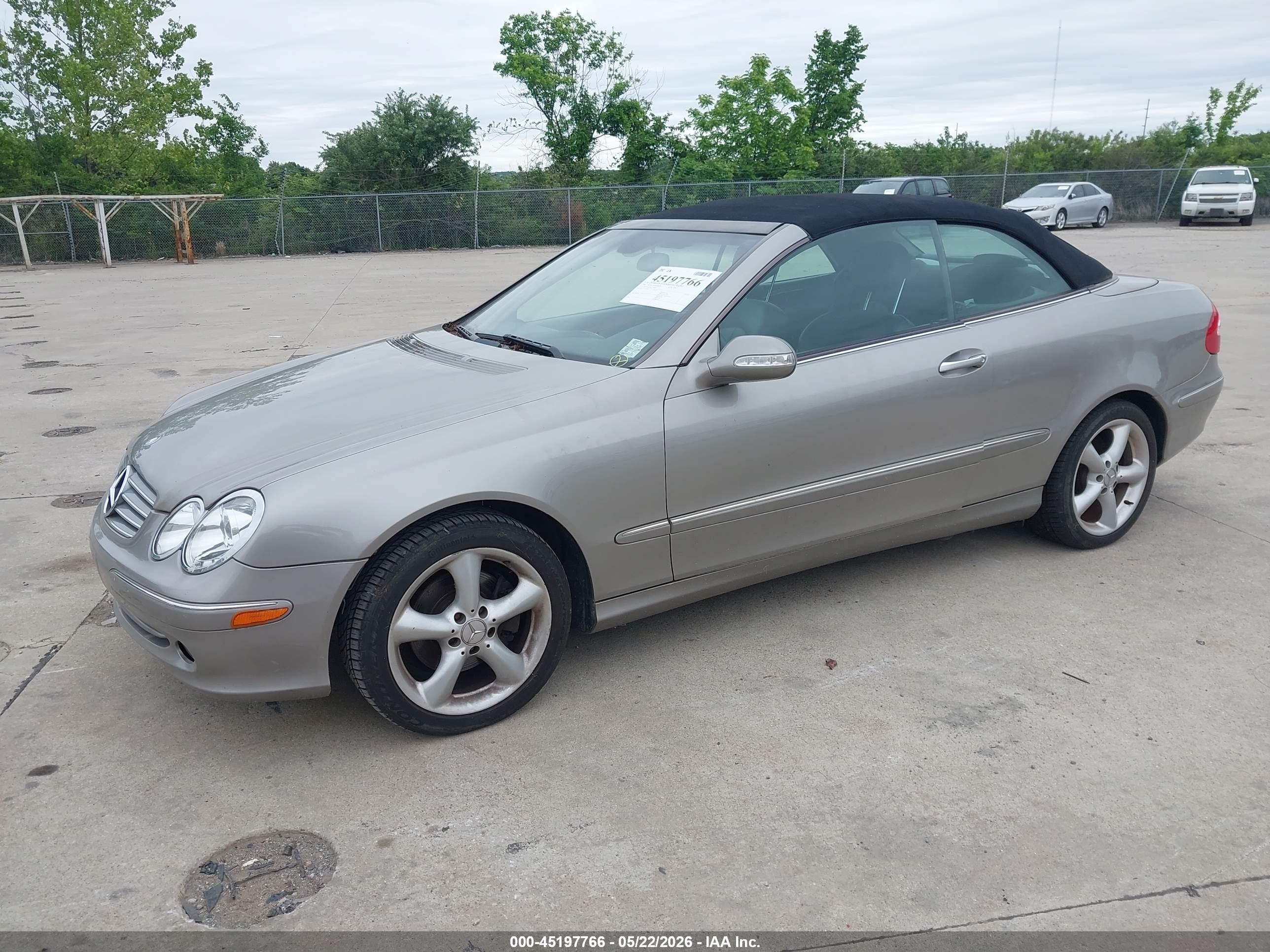 2005 Mercedes-benz Clk 320   Серебряный vin: WDBTK65J45F152880