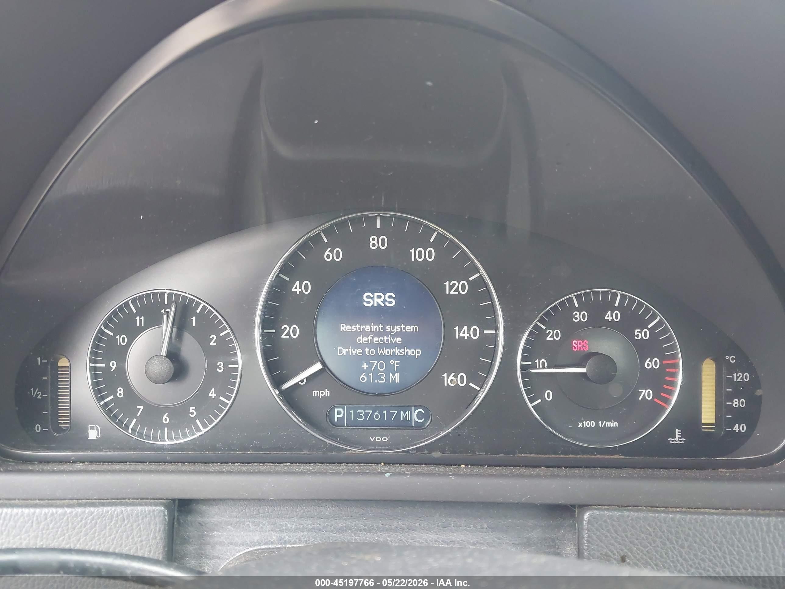 2005 Mercedes-benz Clk 320   Серебряный vin: WDBTK65J45F152880