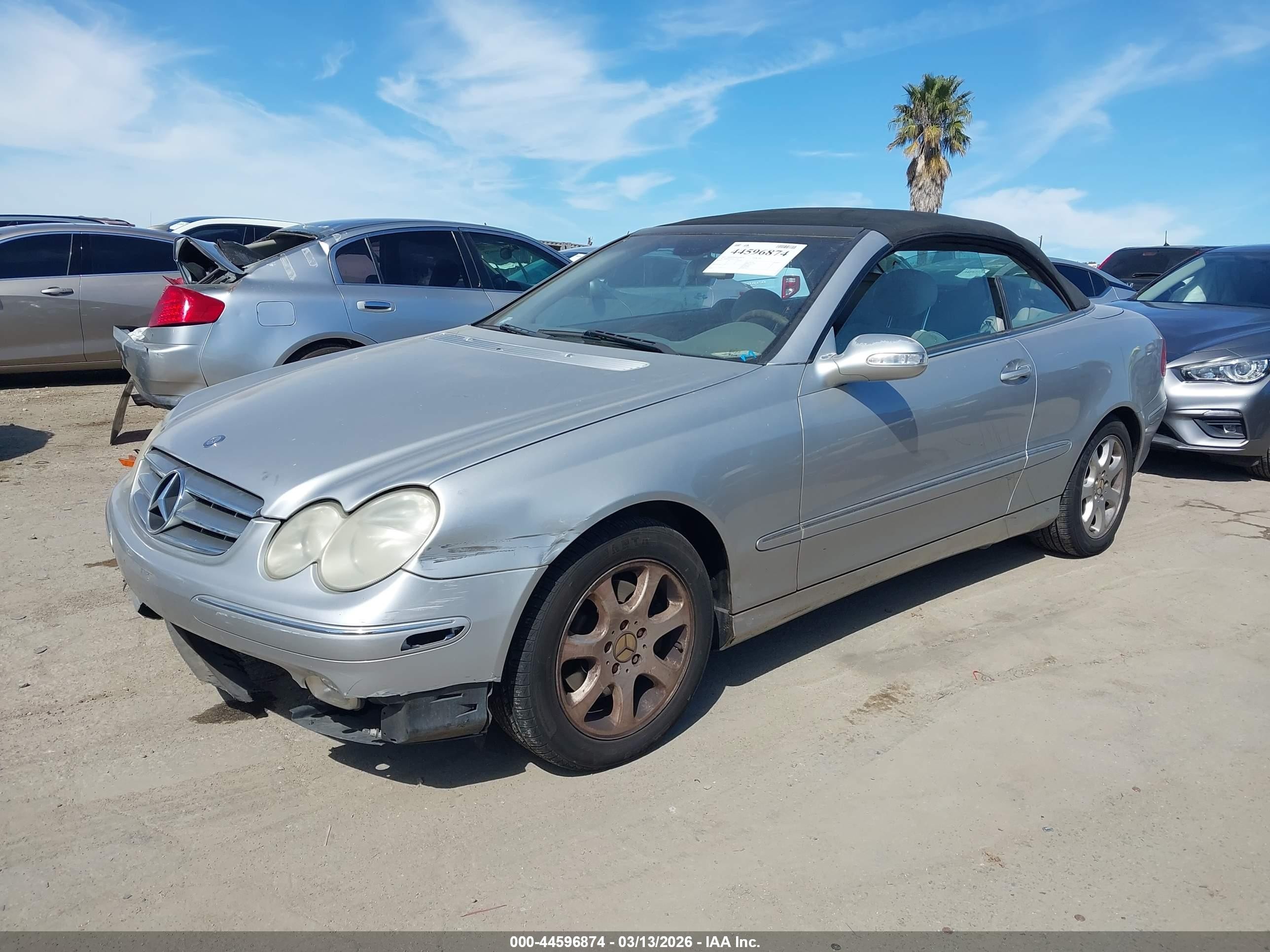 2005 Mercedes-benz Clk 320   Gray vin: WDBTK65J65F117306
