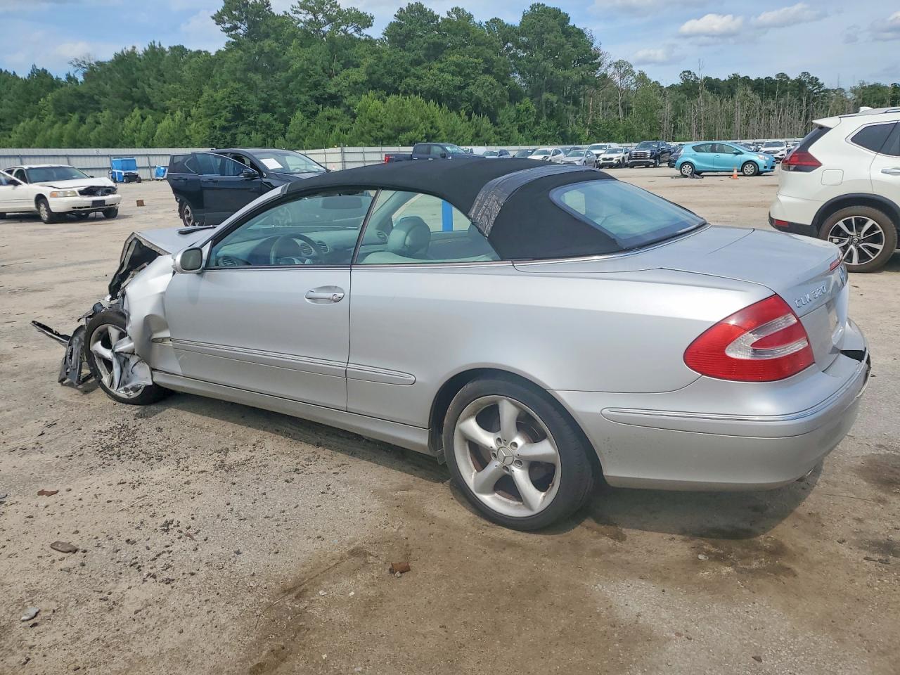 2005 Mercedes-benz Clk 320 Silver vin: WDBTK65J75F131747