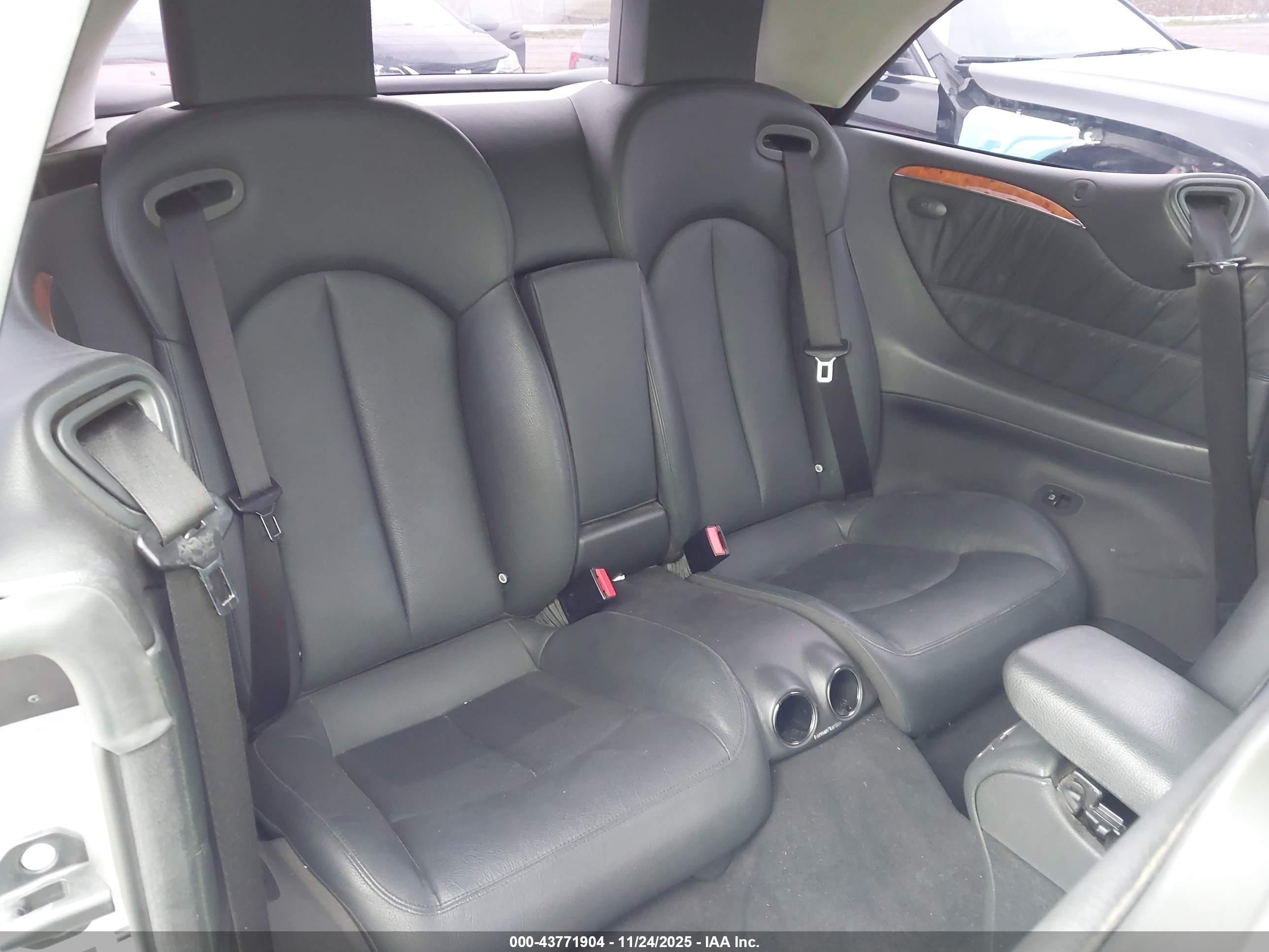 2005 Mercedes-benz Clk 320   Gray vin: WDBTK65J75F158947