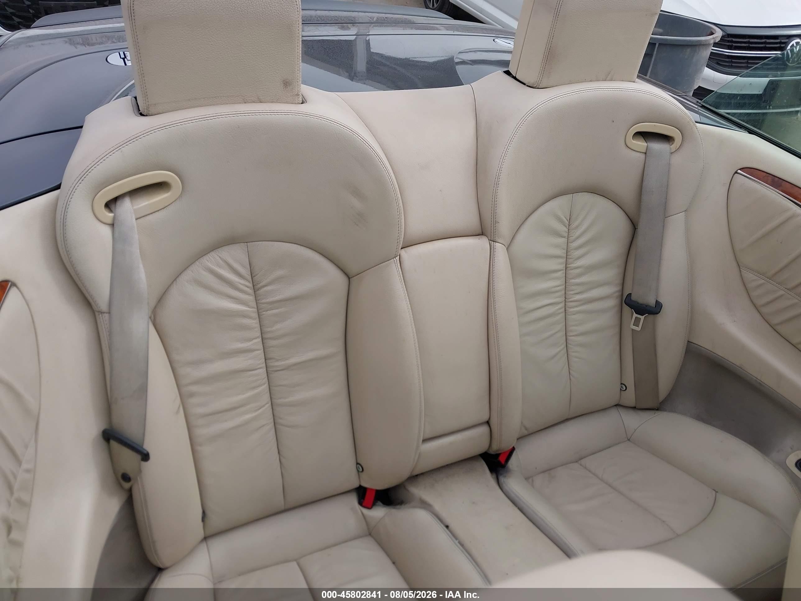 2008 Mercedes-benz Clk 550   Серый vin: WDBTK72F18T091211