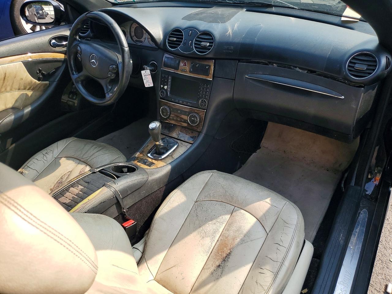 2009 Mercedes-benz Clk 550 Black vin: WDBTK72F69T106576