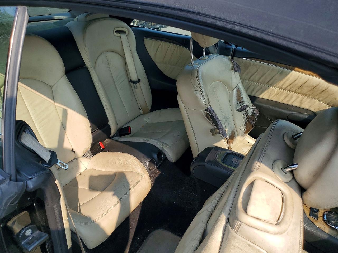 2009 Mercedes-benz Clk 550 Black vin: WDBTK72F69T106576