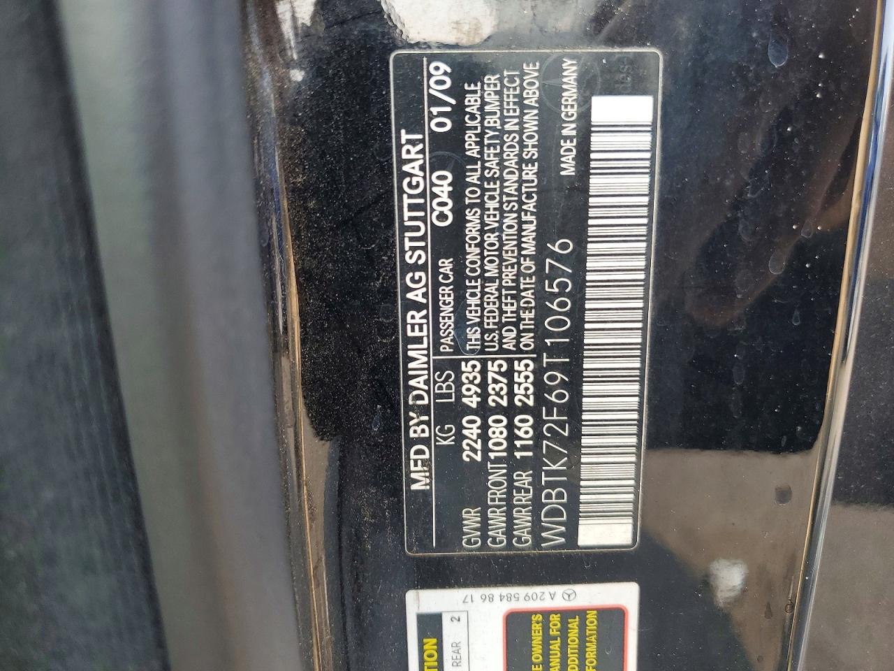 2009 Mercedes-benz Clk 550 Black vin: WDBTK72F69T106576