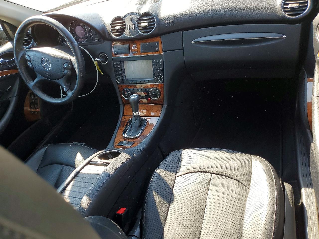 2009 Mercedes-benz Clk 550 Black vin: WDBTK72F79T101094