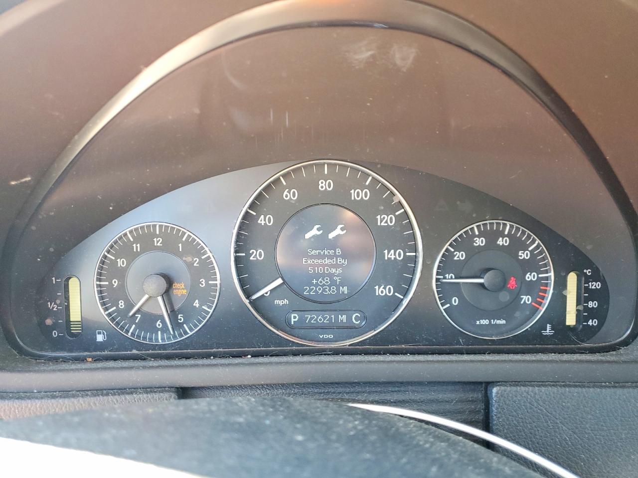 2009 Mercedes-benz Clk 550 Black vin: WDBTK72F79T101094