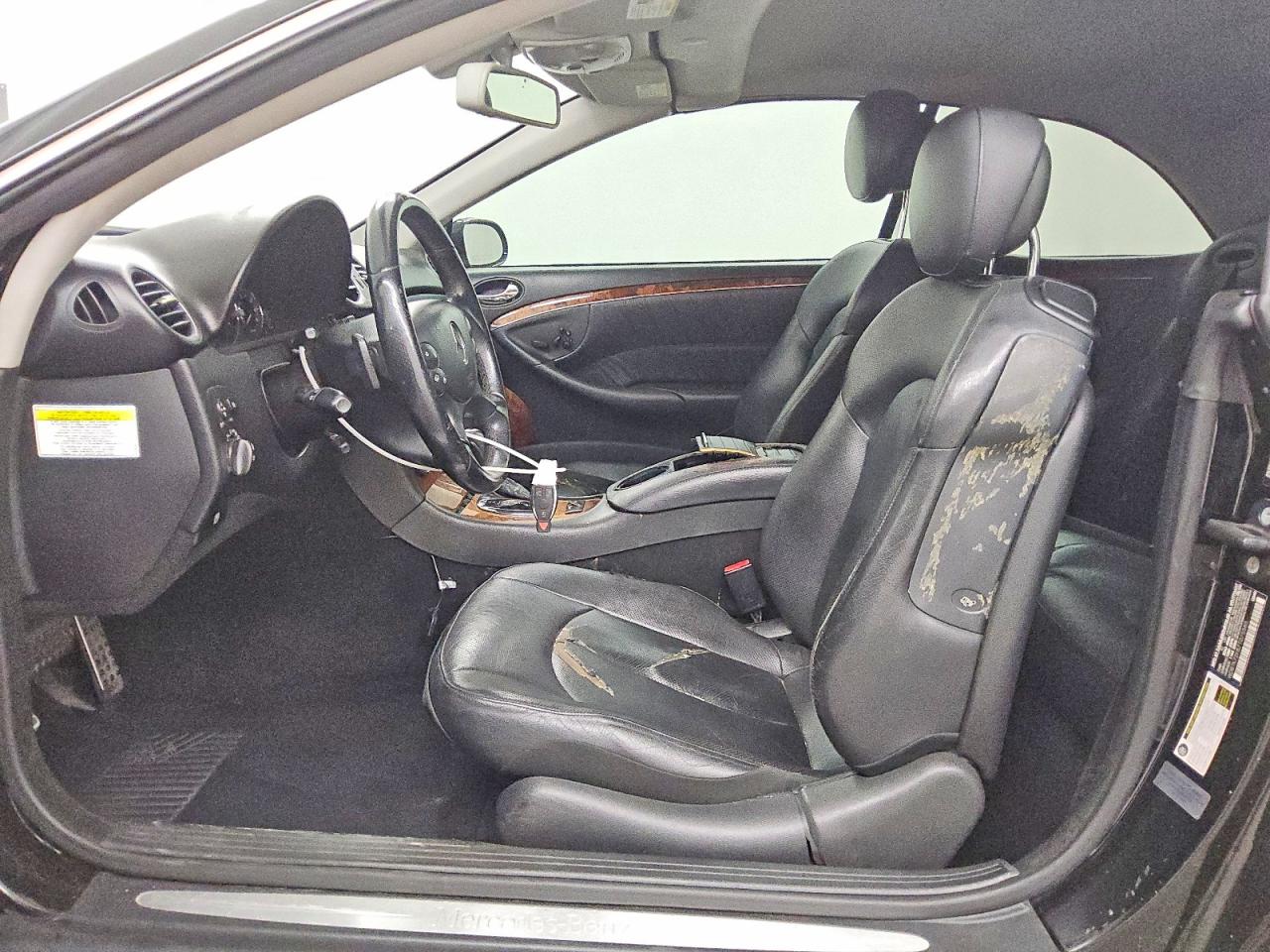 2007 Mercedes-benz Clk 550 Black vin: WDBTK72F87T075585