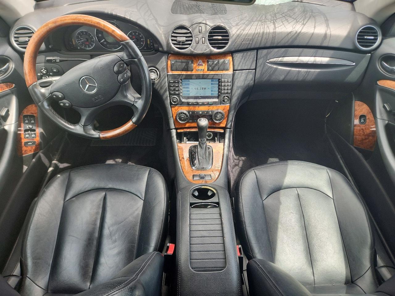 2008 Mercedes-benz Clk 550 Серебряный vin: WDBTK72F88T088533