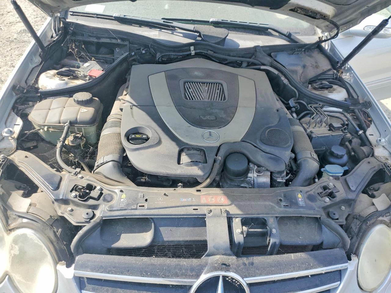 2009 Mercedes-benz Clk 550 Silver vin: WDBTK72G89T101176