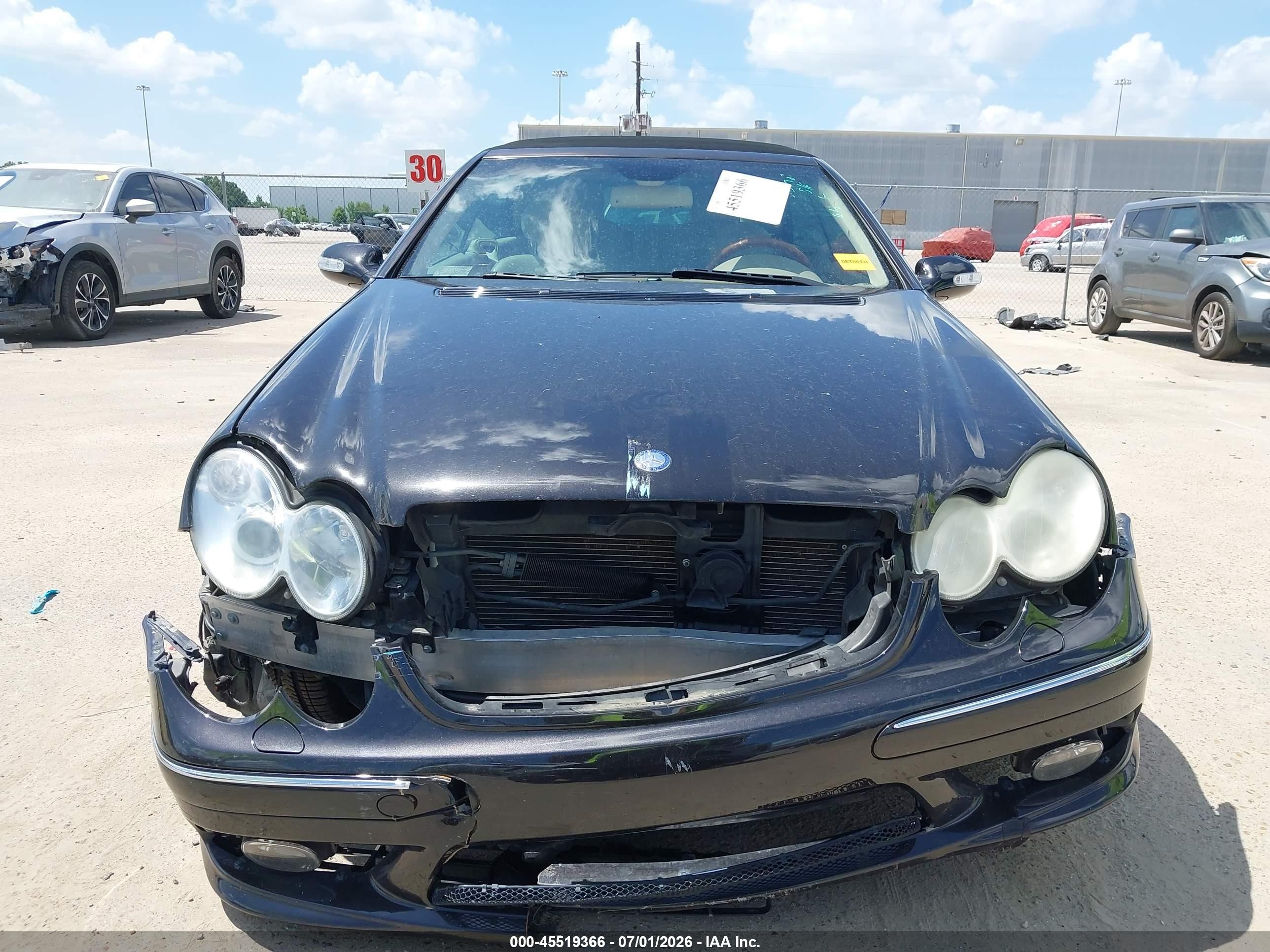 2004 Mercedes-benz Clk 500 Black vin: WDBTK75G04T009600